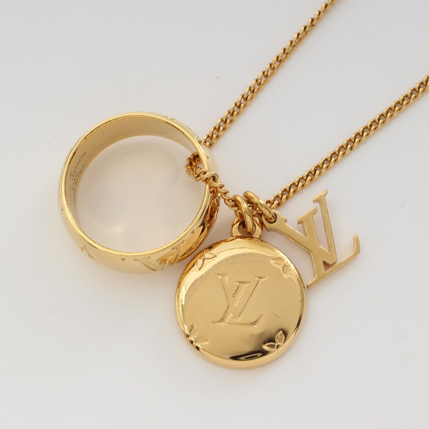 リングネックレス モノグラム ネックレス GP ゴールド ルイヴィトン アクセサリー LOUIS VUITTON