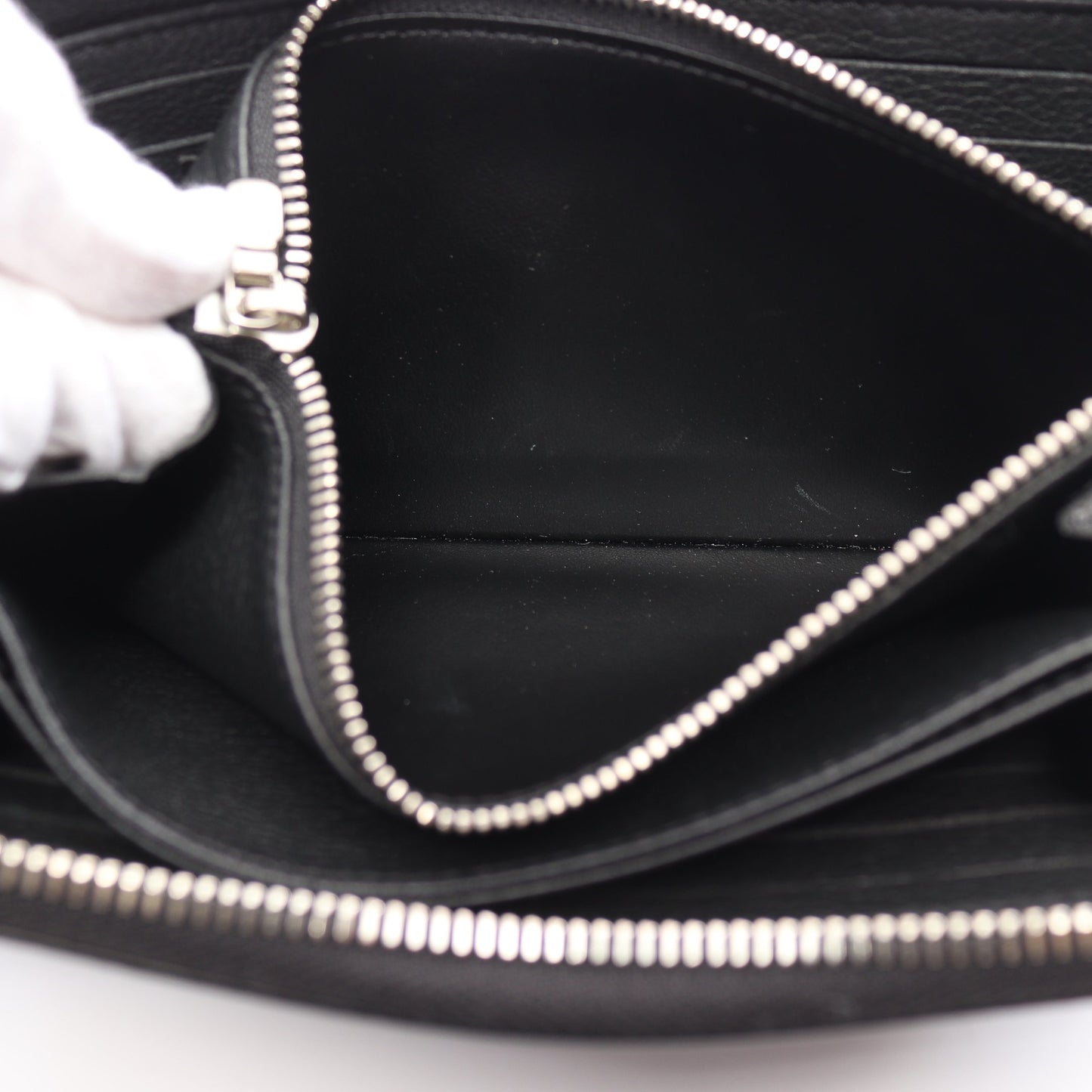 ジッピー ロックミー ノワール ラウンドファスナー長財布 レザー ブラック ルイヴィトン 財布・小物 LOUIS VUITTON
