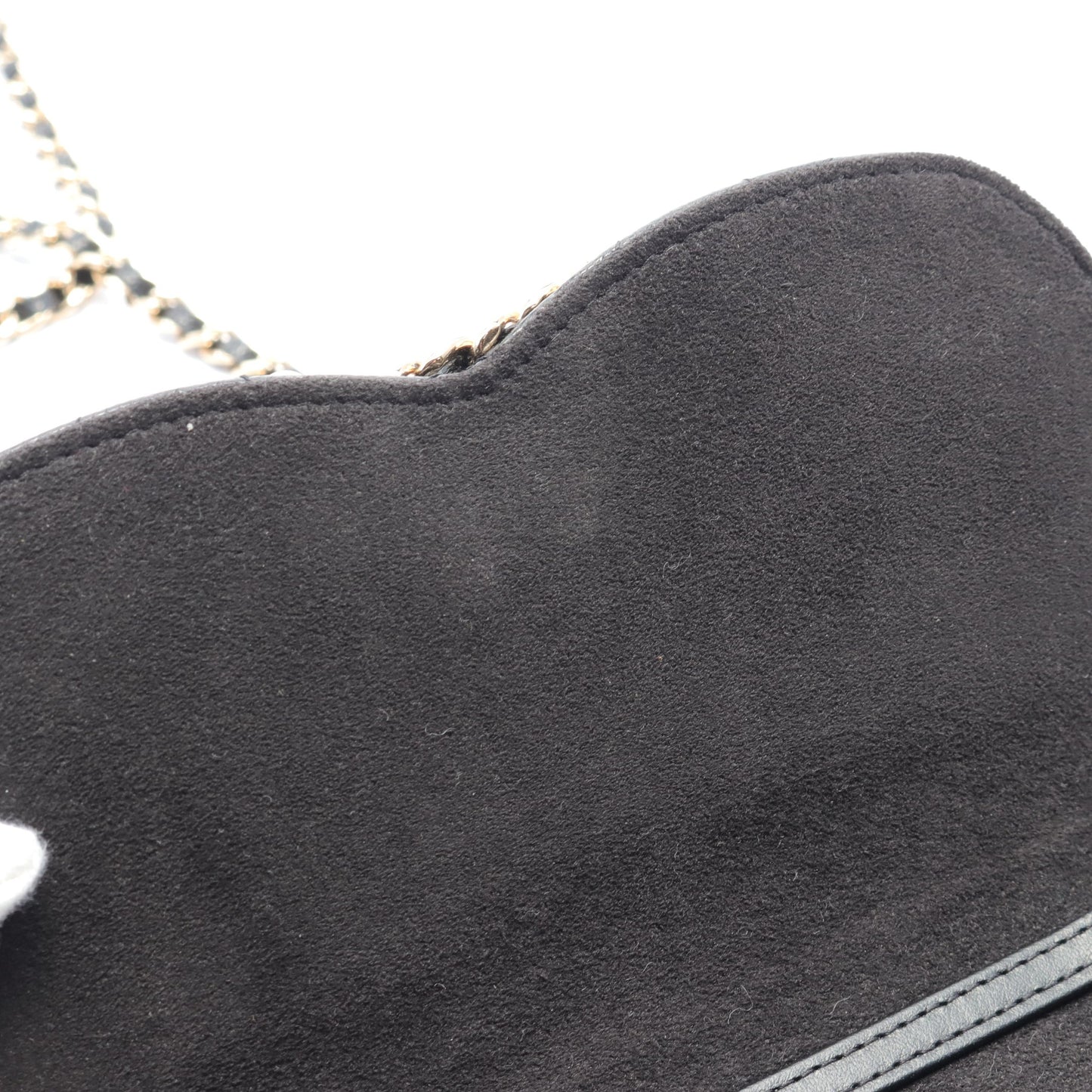マトラッセ メガネケース チェーンショルダーバッグ キャビアスキン ブラック ゴールド金具 シャネル バッグ CHANEL