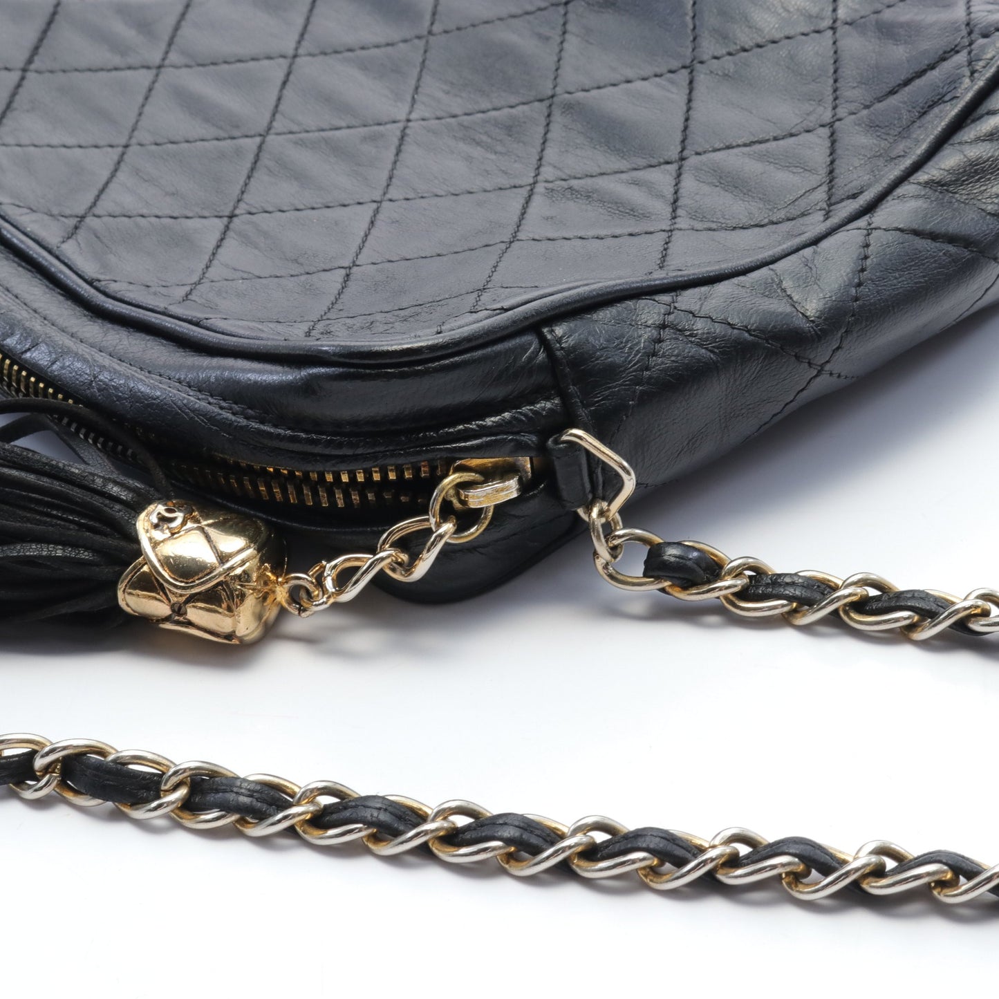 マトラッセ チェーンショルダーバッグ ラムスキン ブラック ゴールド金具 フリンジ ヴィンテージ シャネル バッグ CHANEL