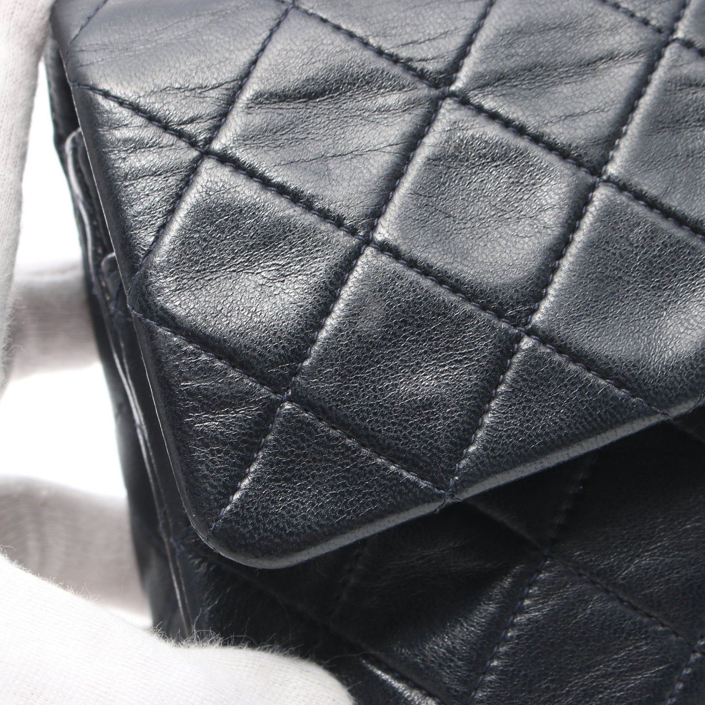 マトラッセ Wフラップ Wチェーンショルダーバッグ ラムスキン ダークネイビー ゴールド金具 シャネル バッグ CHANEL