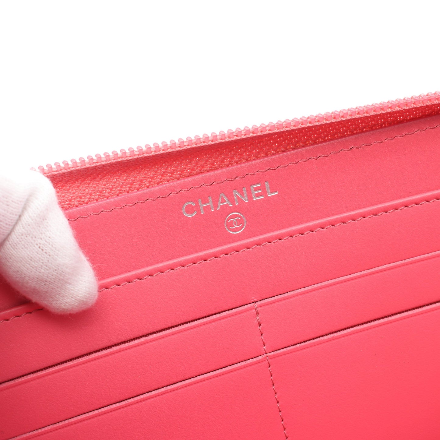 ココマーク ラウンドファスナー長財布 キャビアスキン ピンク シルバー金具 シャネル 財布・小物 CHANEL
