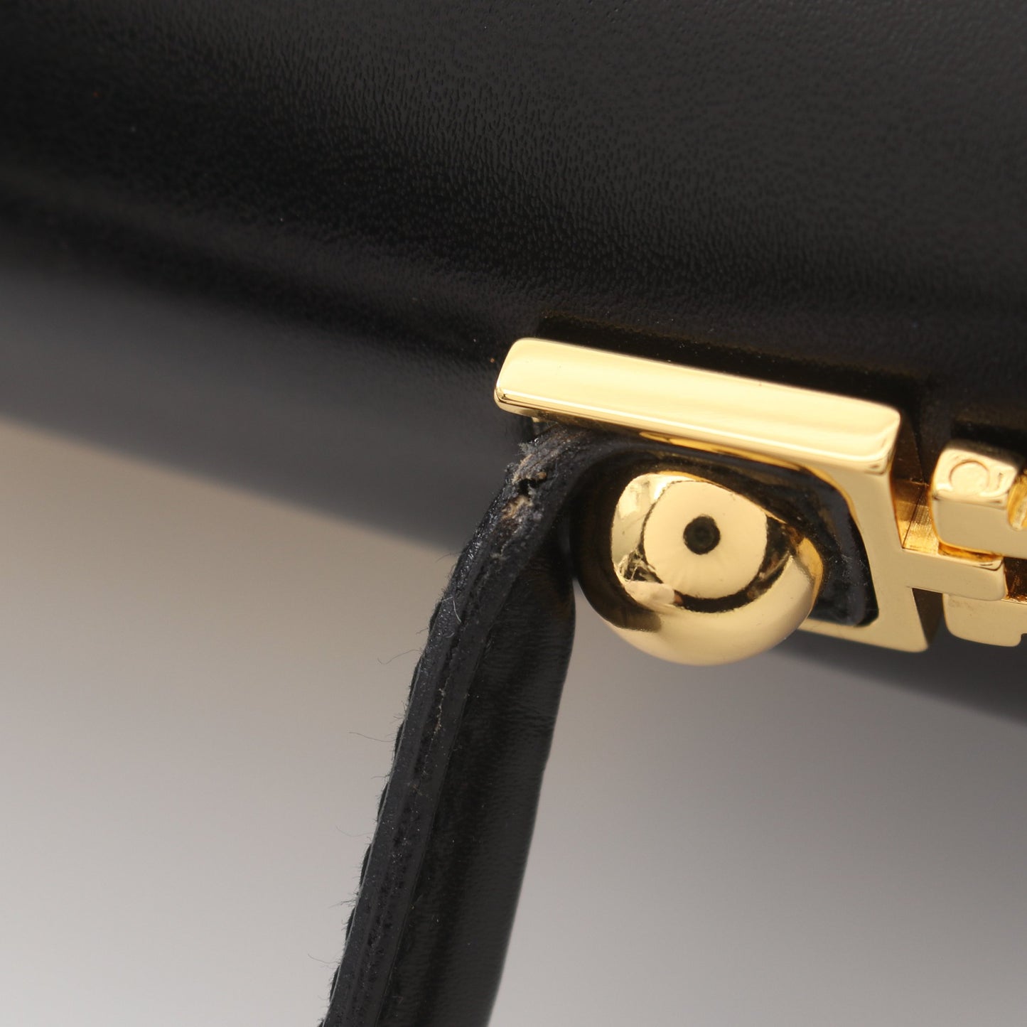 ガンチーニ ハンドバッグ レザー ブラック 2WAY サルヴァトーレフェラガモ バッグ Salvatore Ferragamo