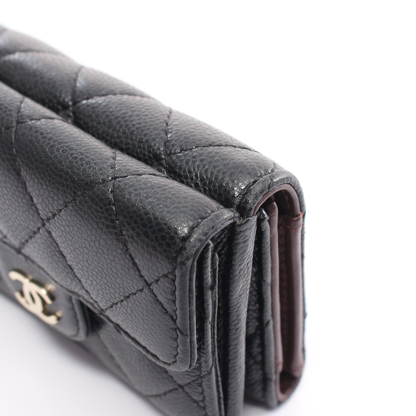 マトラッセ 三つ折り財布 キャビアスキン ブラック シルバー金具 シャネル 財布・小物 CHANEL