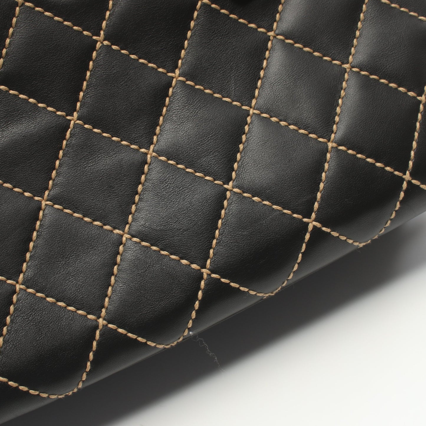 ワイルドステッチ ハンドバッグ レザー ブラック ゴールド金具 シャネル バッグ CHANEL