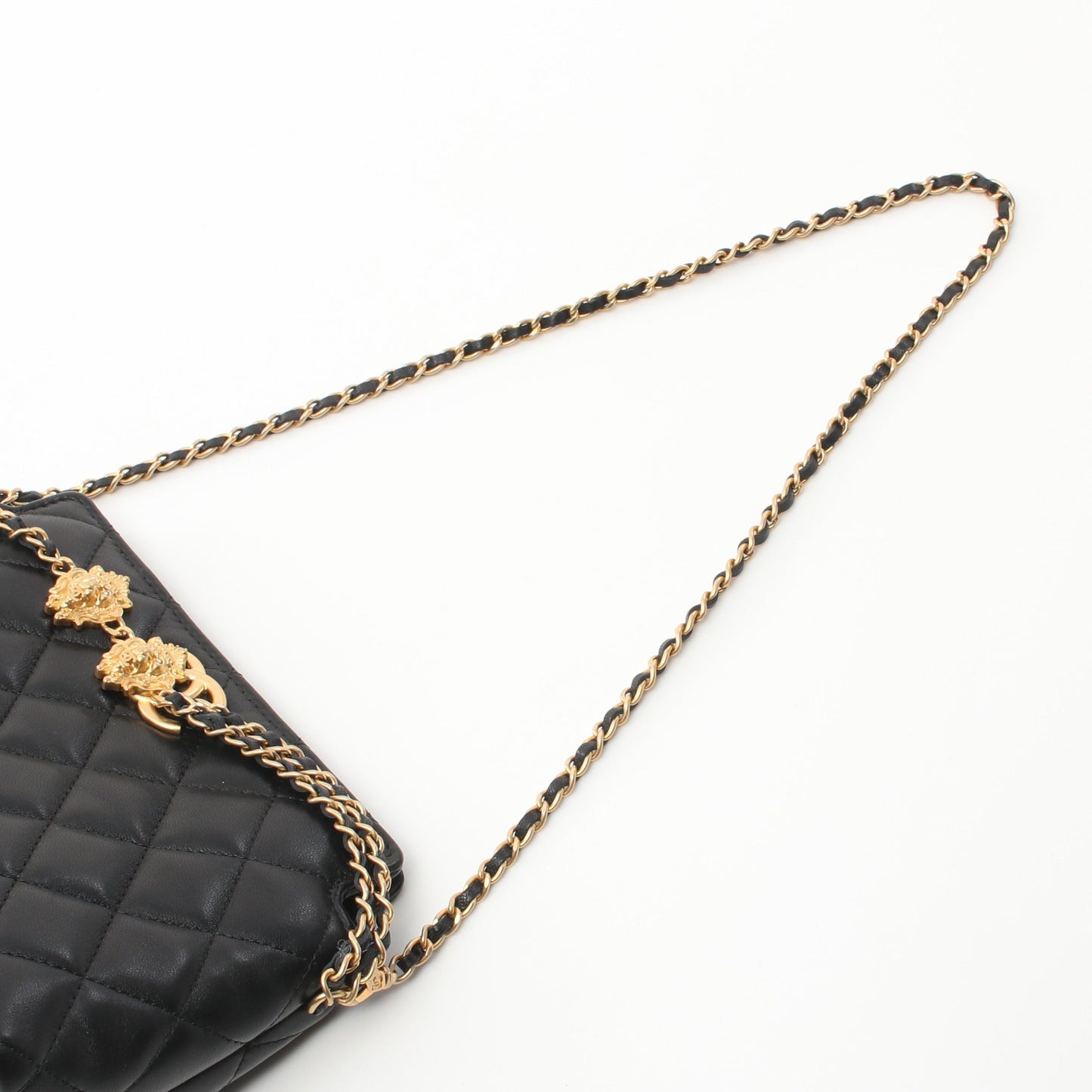 マトラッセ チェーンショルダーバッグ ラムスキン ブラック ゴールド金具 シャネル バッグ CHANEL