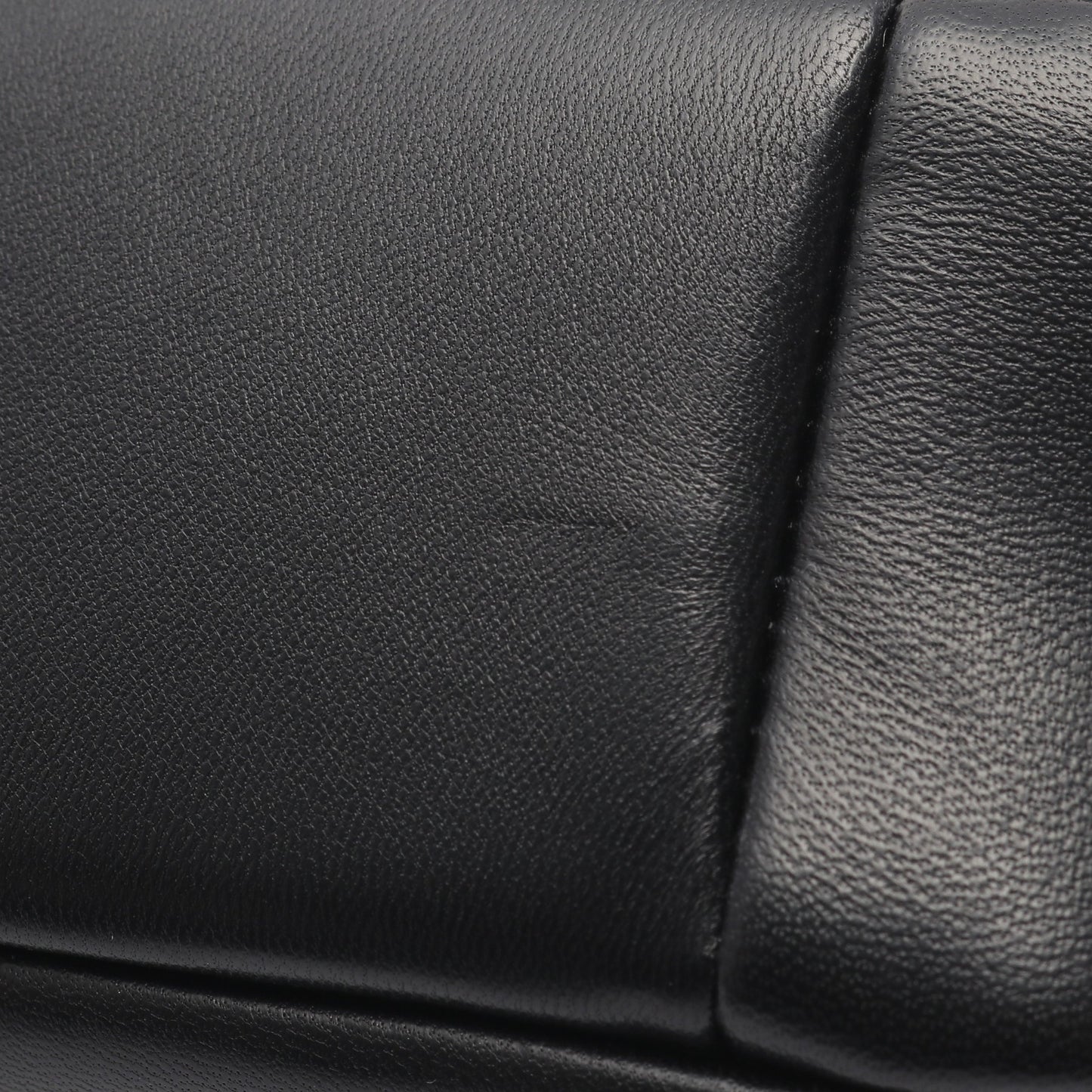ヴィヴショック ショルダーバッグ レザー ブラック 2WAY ロジェヴィヴィエ バッグ Roger Vivier