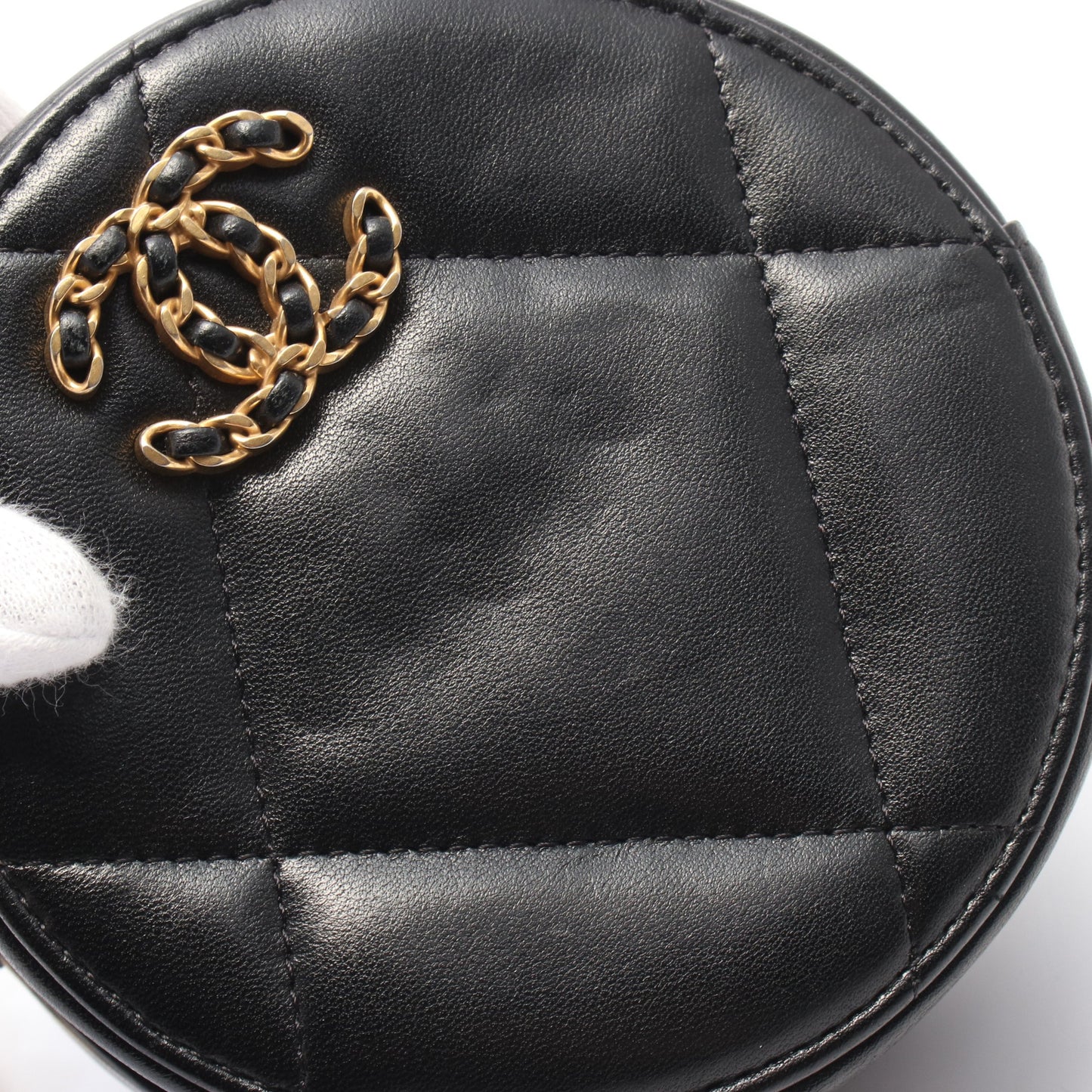シャネル19 マトラッセ チェーンショルダーバッグ レザー ブラック コンビ金具 シャネル バッグ CHANEL