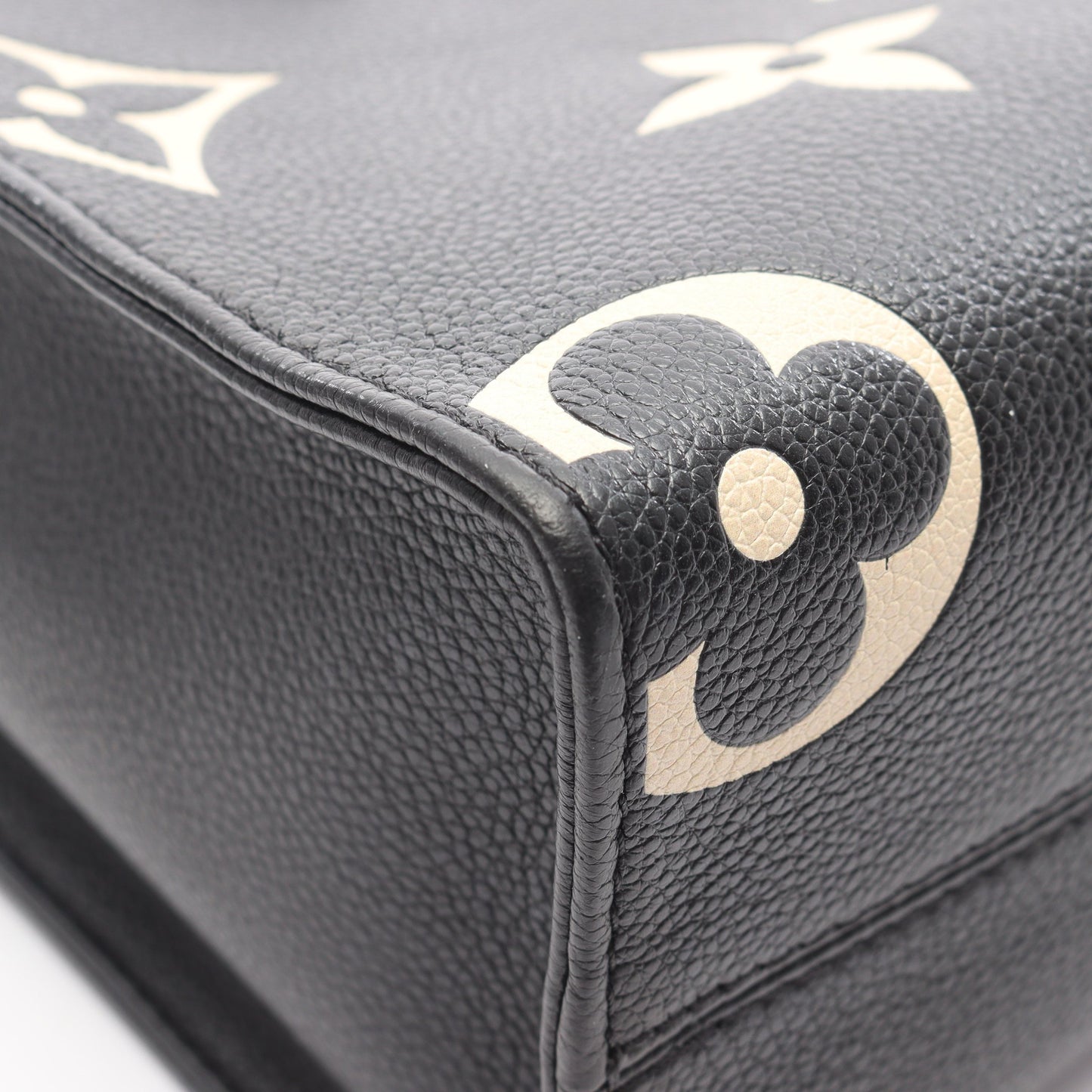 オンザゴーPM バイカラー モノグラムアンプラント ハンドバッグ レザー ブラック ベージュ 2WAY ルイヴィトン バッグ LOUIS VUITTON