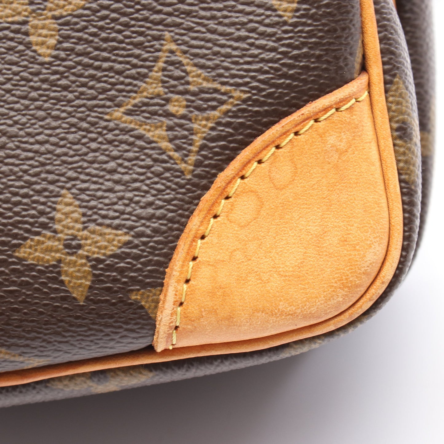 アマゾン モノグラム ショルダーバッグ PVC レザー ブラウン ルイヴィトン バッグ LOUIS VUITTON