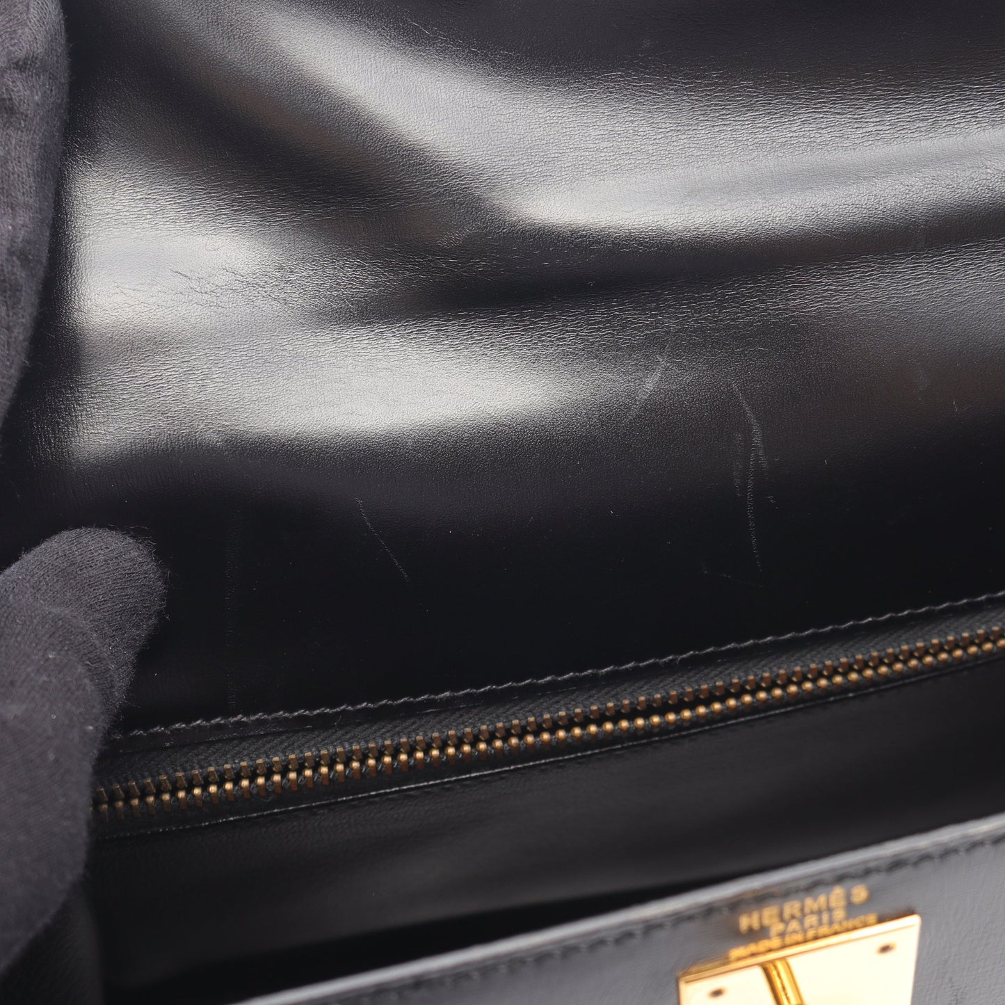 ケリー28 ハンドバッグ ボックスカーフ ブラック ゴールド金具 2WAY ○W刻印 エルメス バッグ HERMES