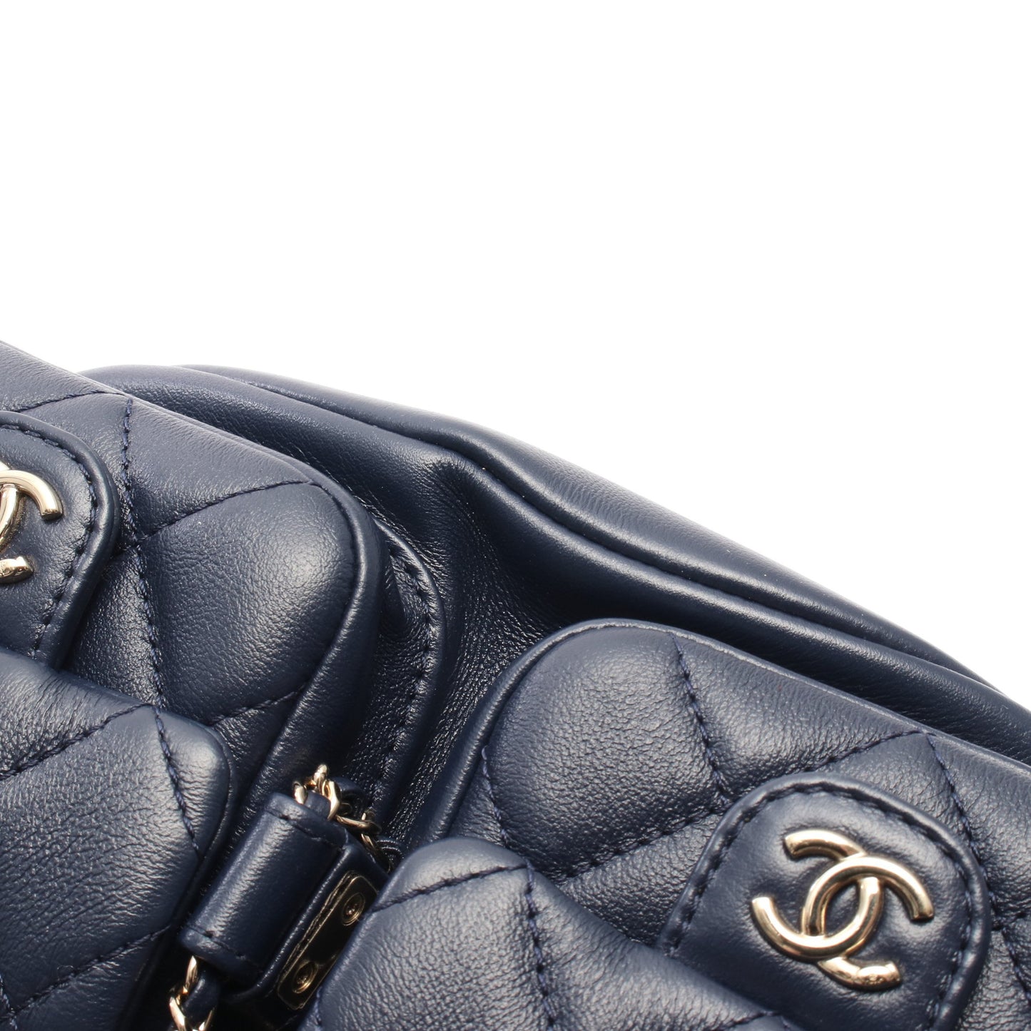 マトラッセ スモール バックパック リュックサック レザー ネイビー ゴールド金具 シャネル バッグ CHANEL