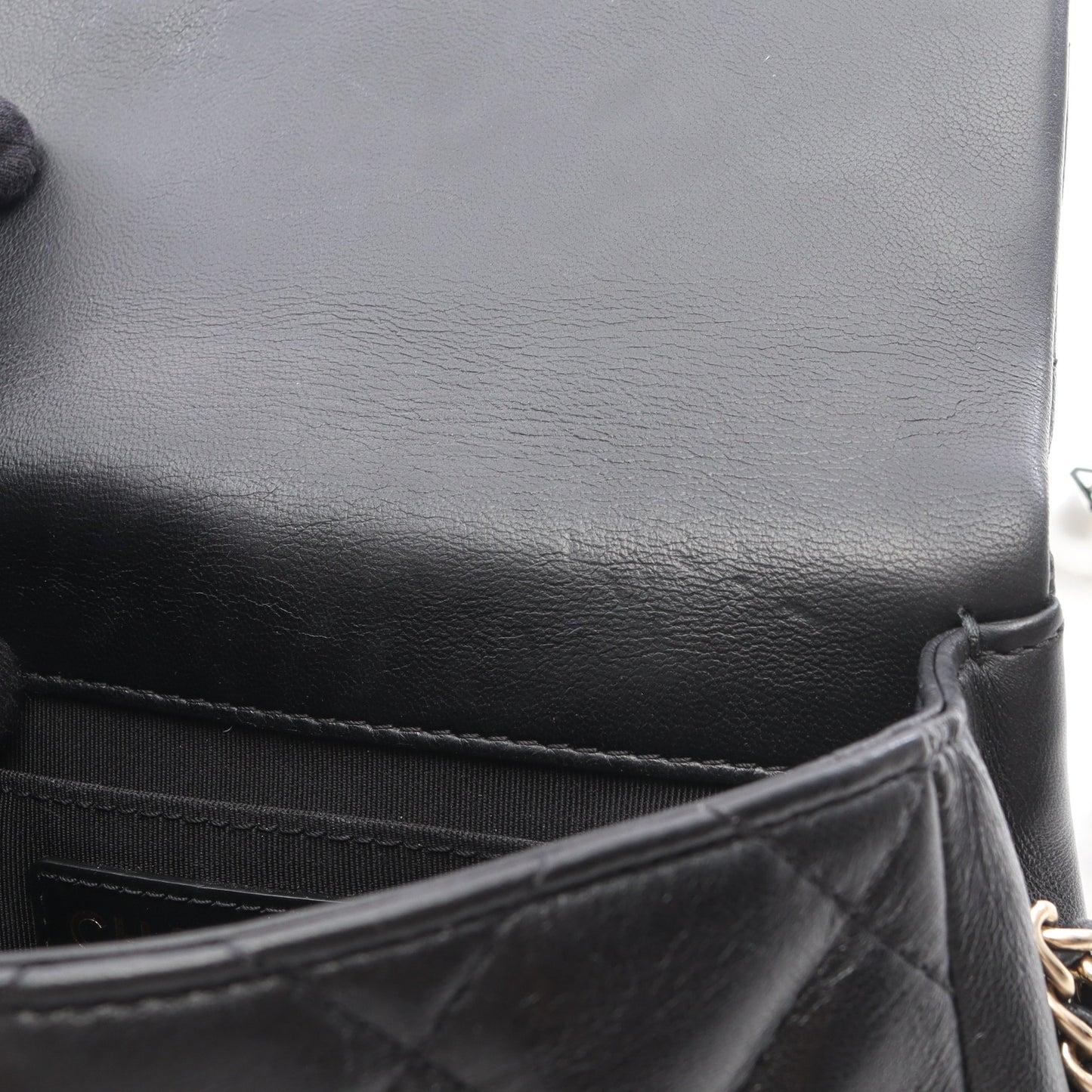 マトラッセ チェーンアラウンド パール チェーンショルダーバッグ ラムスキン ブラック ゴールド金具 シャネル バッグ CHANEL