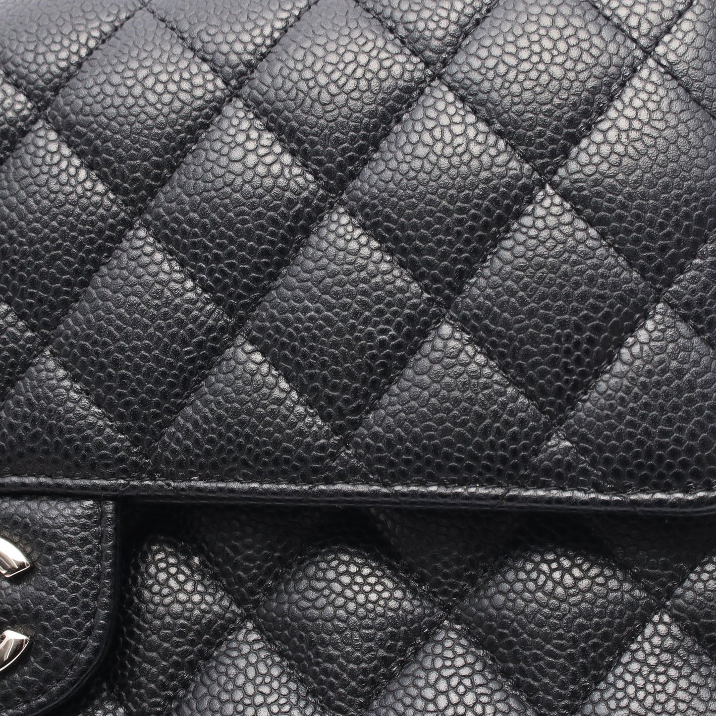 マトラッセ Wフラップ Wチェーンショルダーバッグ キャビアスキン ブラック シルバー金具 シャネル バッグ CHANEL