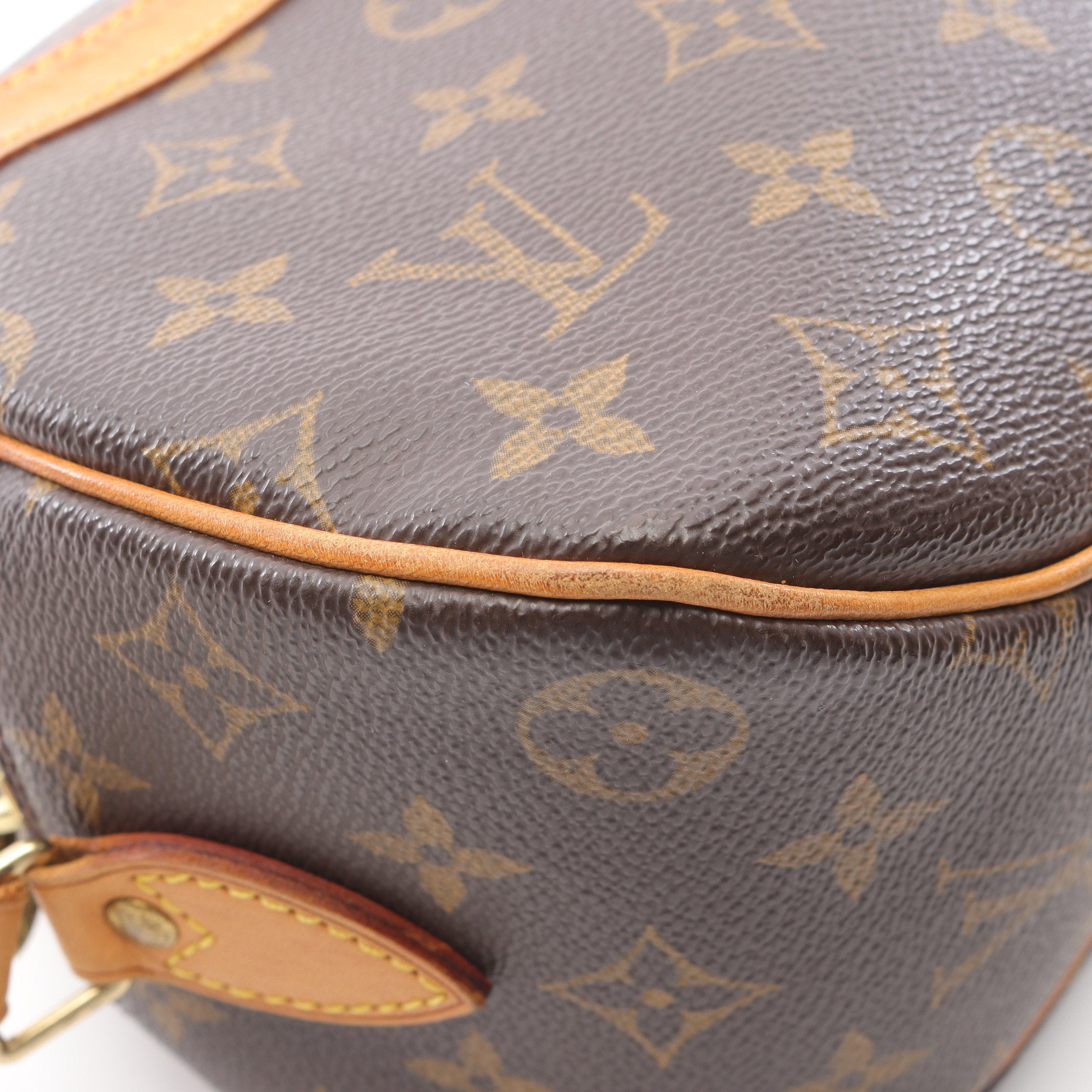 ルイヴィトン　ブロワ　モノグラム　ショルダーバッグ　24122508 LOUIS VUITTON（ルイ・ヴィトン） ブロワ モノグラム ショルダーバッグ