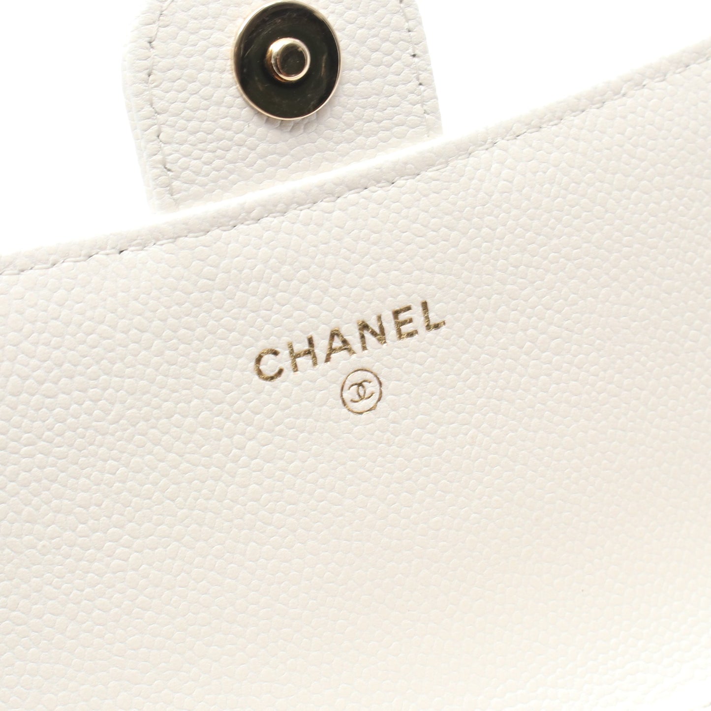 マトラッセ フォンケース チェーンウォレット キャビアスキン ホワイト ゴールド金具 シャネル バッグ CHANEL