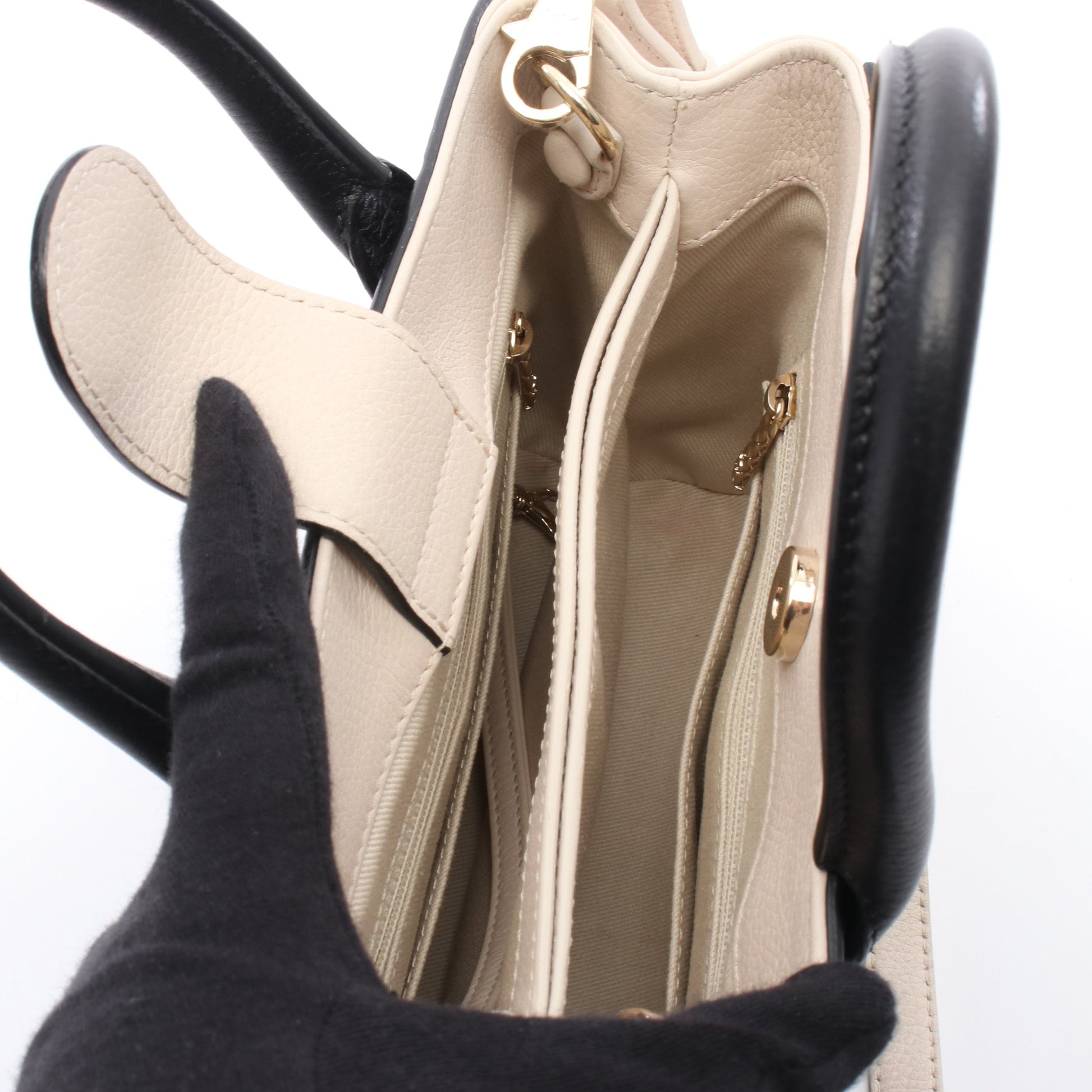 ショルダーバッグ ネオ エグゼクティブ トート スモール ハンドバッグ レザー ブラック アイボリー ゴールド金具 2WAY シャネル バッグ CHANEL