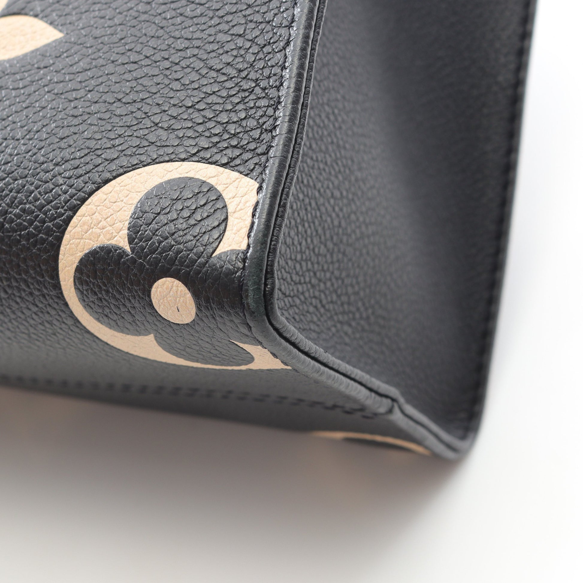 オンザゴーPM バイカラー モノグラムアンプラント ハンドバッグ レザー ブラック ベージュ 2WAY ルイヴィトン バッグ LOUIS VUITTON
