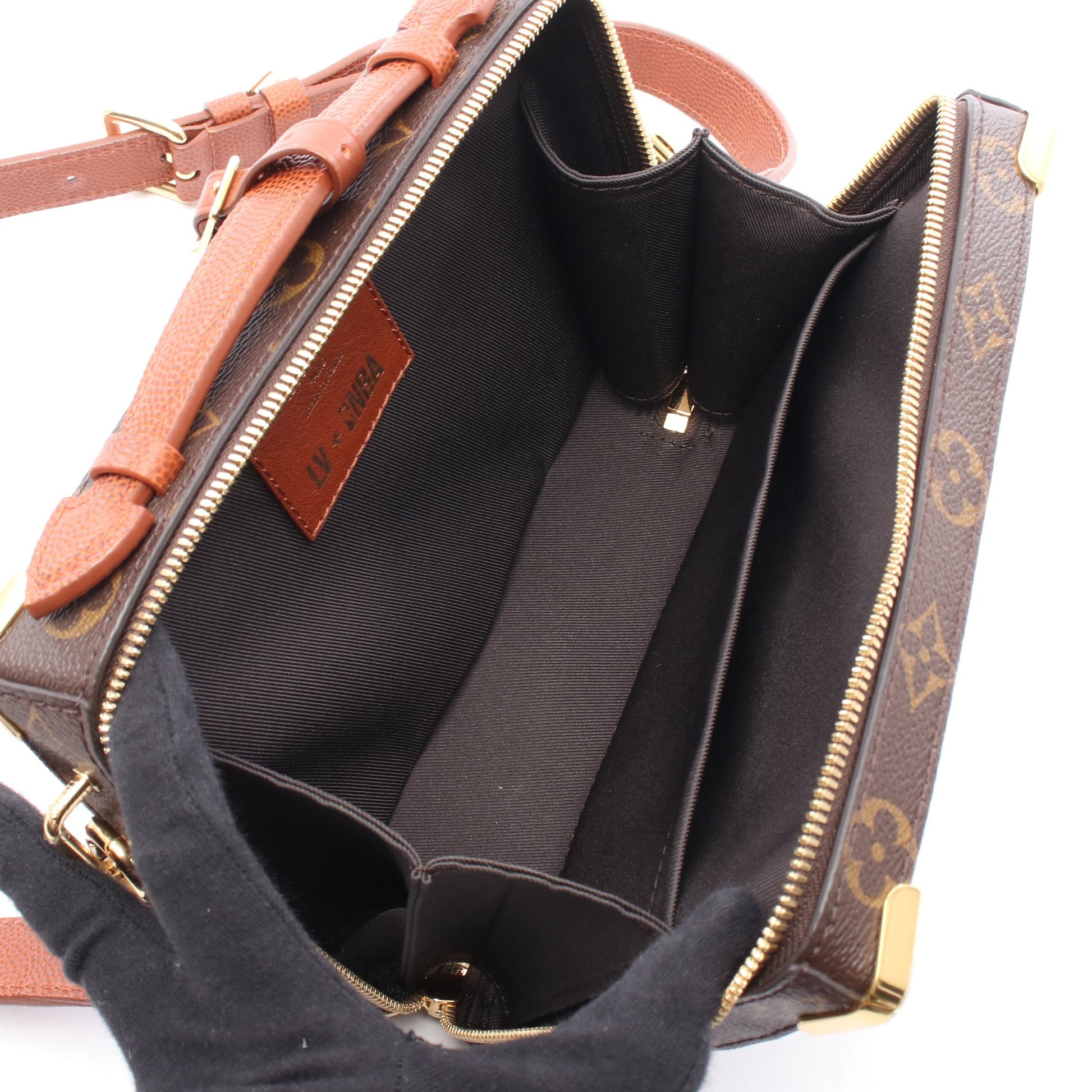 LOUIS VUITTON × NBA ハンドル ソフトトランク モノグラム ハンドバッグ PVC レザー ブラウン 2WAY ルイヴィトン バッグ LOUIS VUITTON