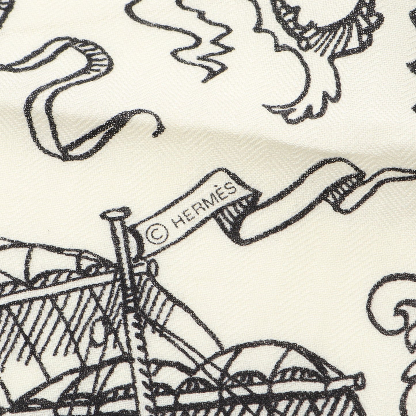 カレジェアン カレ140 Tatouages Marins スカーフ ショール カシミヤ シルク ホワイト ブラック エルメス 財布・小物 HERMES