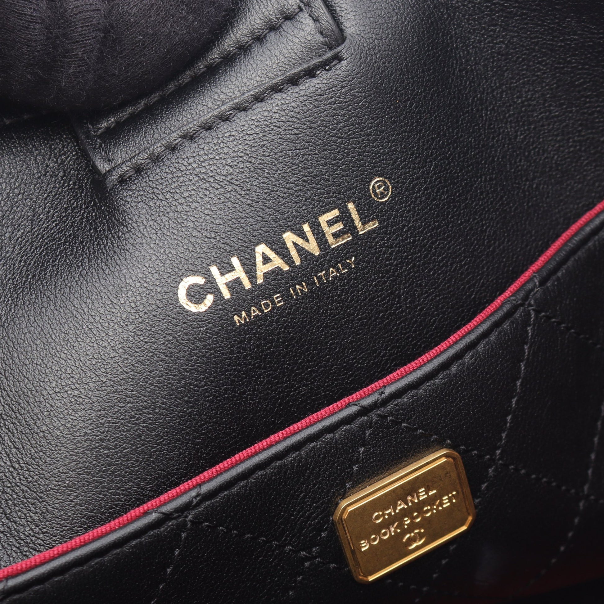 マトラッセ ショルダーバッグ トートバッグ レザー ブラック ゴールド金具 シャネル バッグ CHANEL