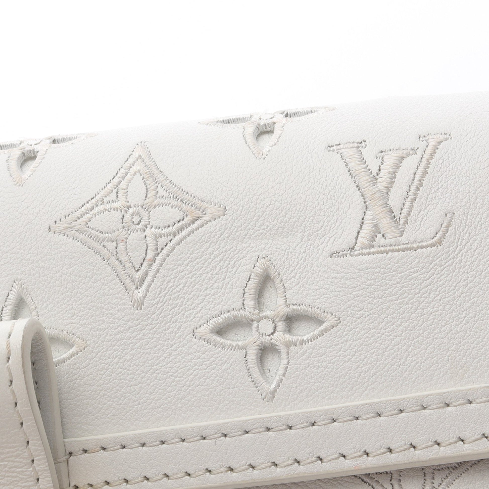 ドーフィーヌEW モノグラム チェーンショルダーバッグ レザー ホワイト 2WAY ルイヴィトン バッグ LOUIS VUITTON