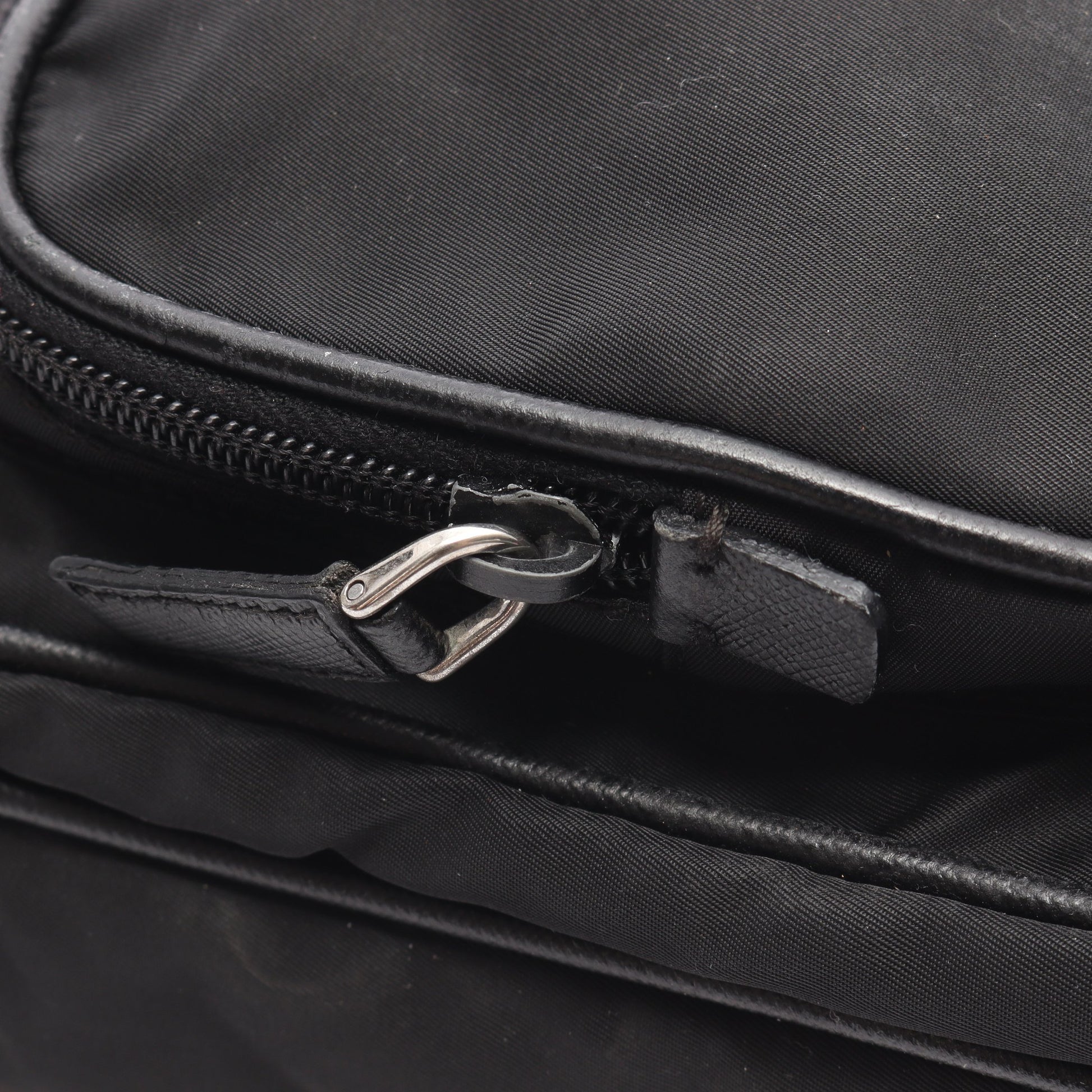 Re-Nylon ショルダーバッグ ナイロン サフィアーノレザー ブラック プラダ バッグ PRADA