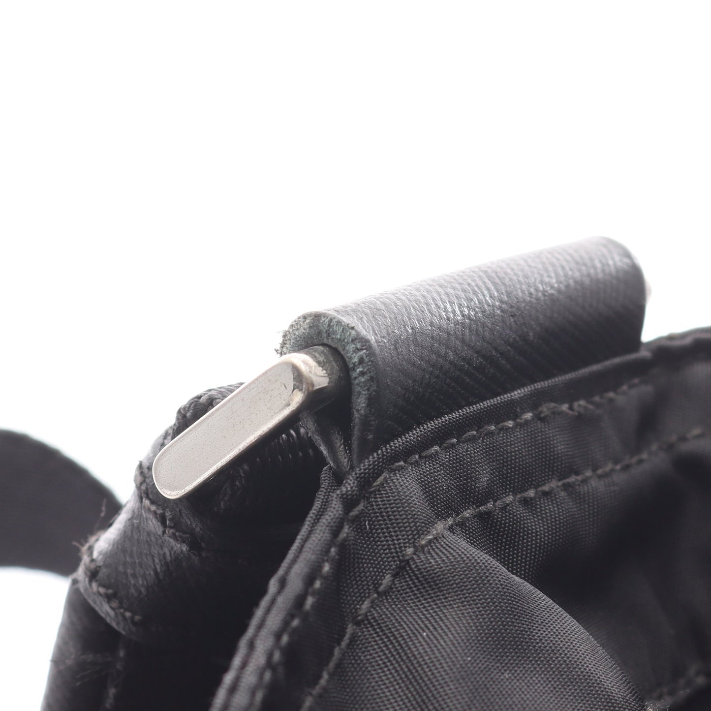 Re-Nylon ショルダーバッグ ナイロン サフィアーノレザー ブラック プラダ バッグ PRADA