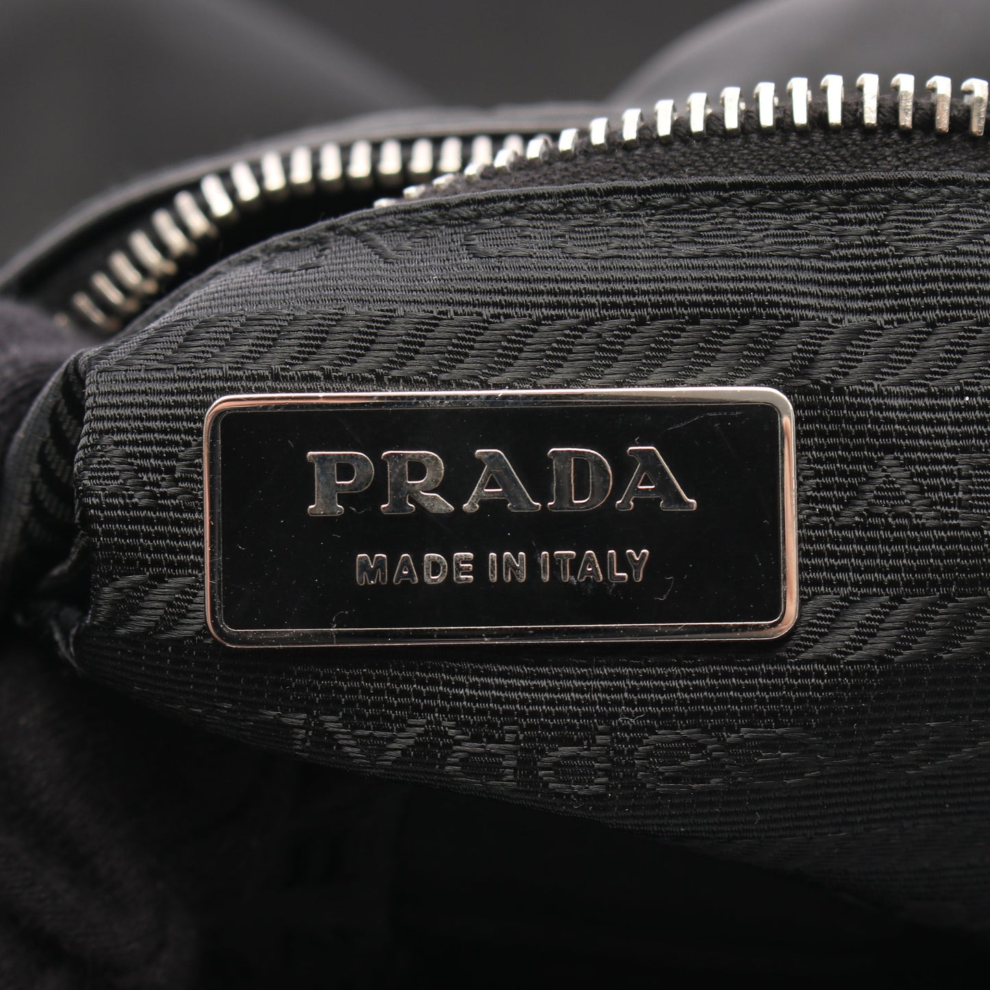 TESSUTO LIGHT ショルダーバッグ ナイロン レザー ブラック プラダ バッグ PRADA