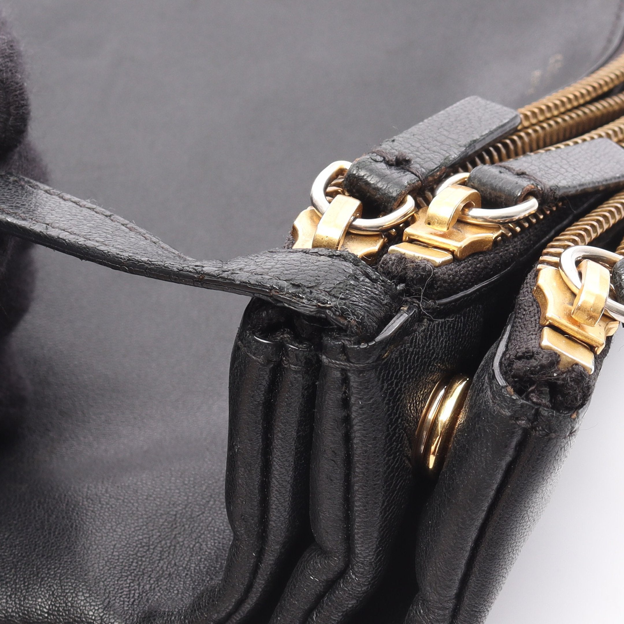 CELINE セリーヌ trio トリオ ラージ black