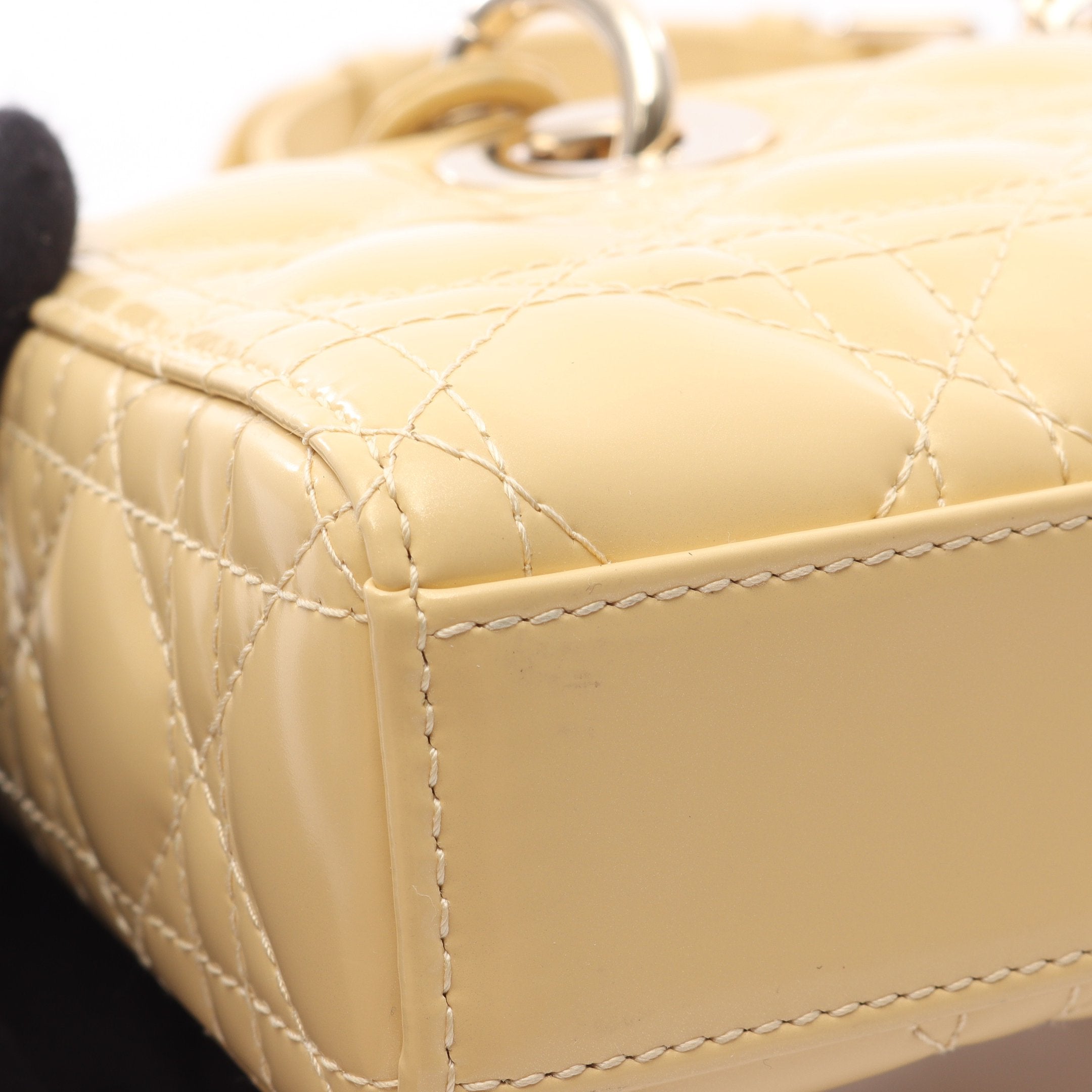 LADY D-JOY スモール カナージュ ハンドバッグ エナメルレザー ライト