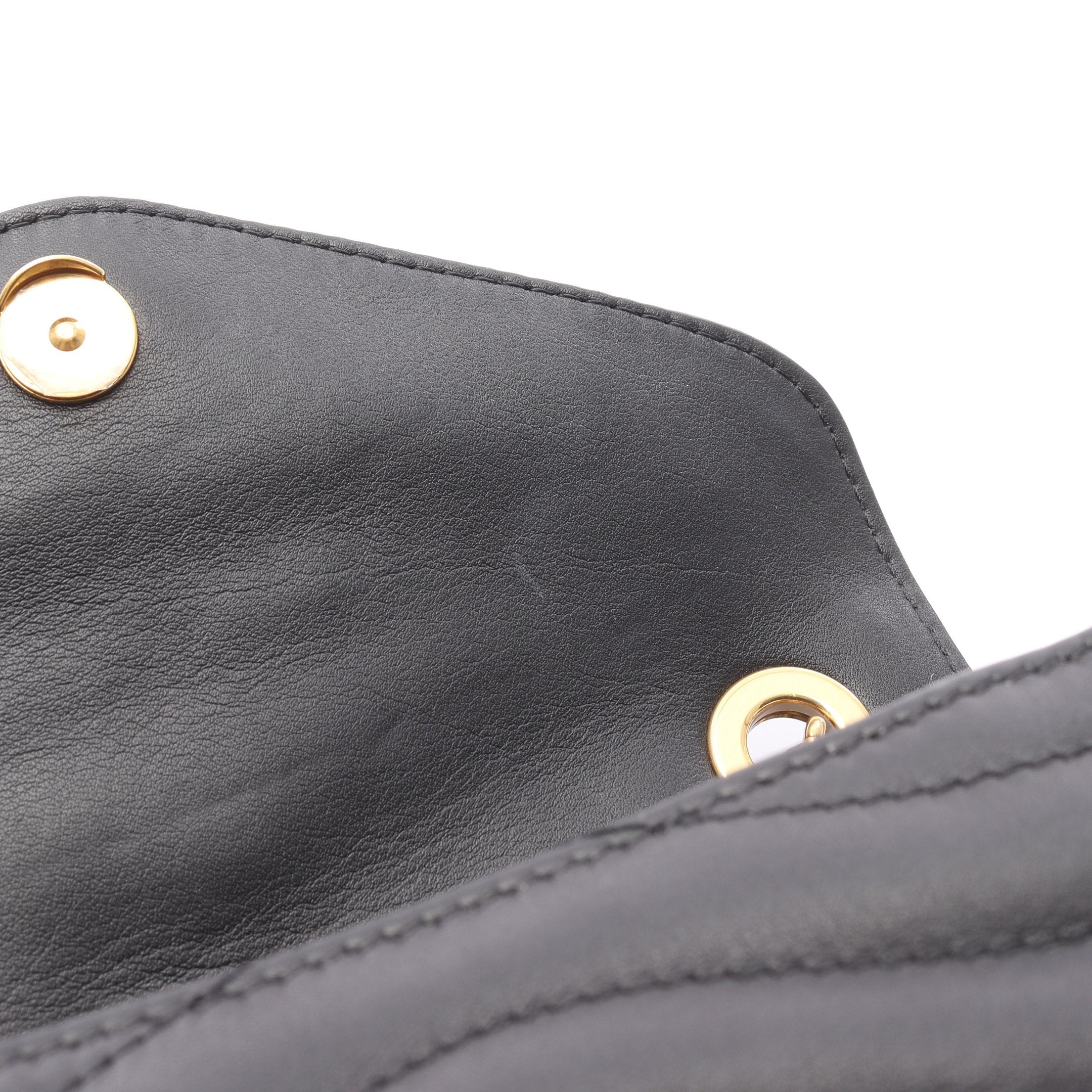 ニューウェーブ チェーンバッグPM チェーンショルダーバッグ レザー