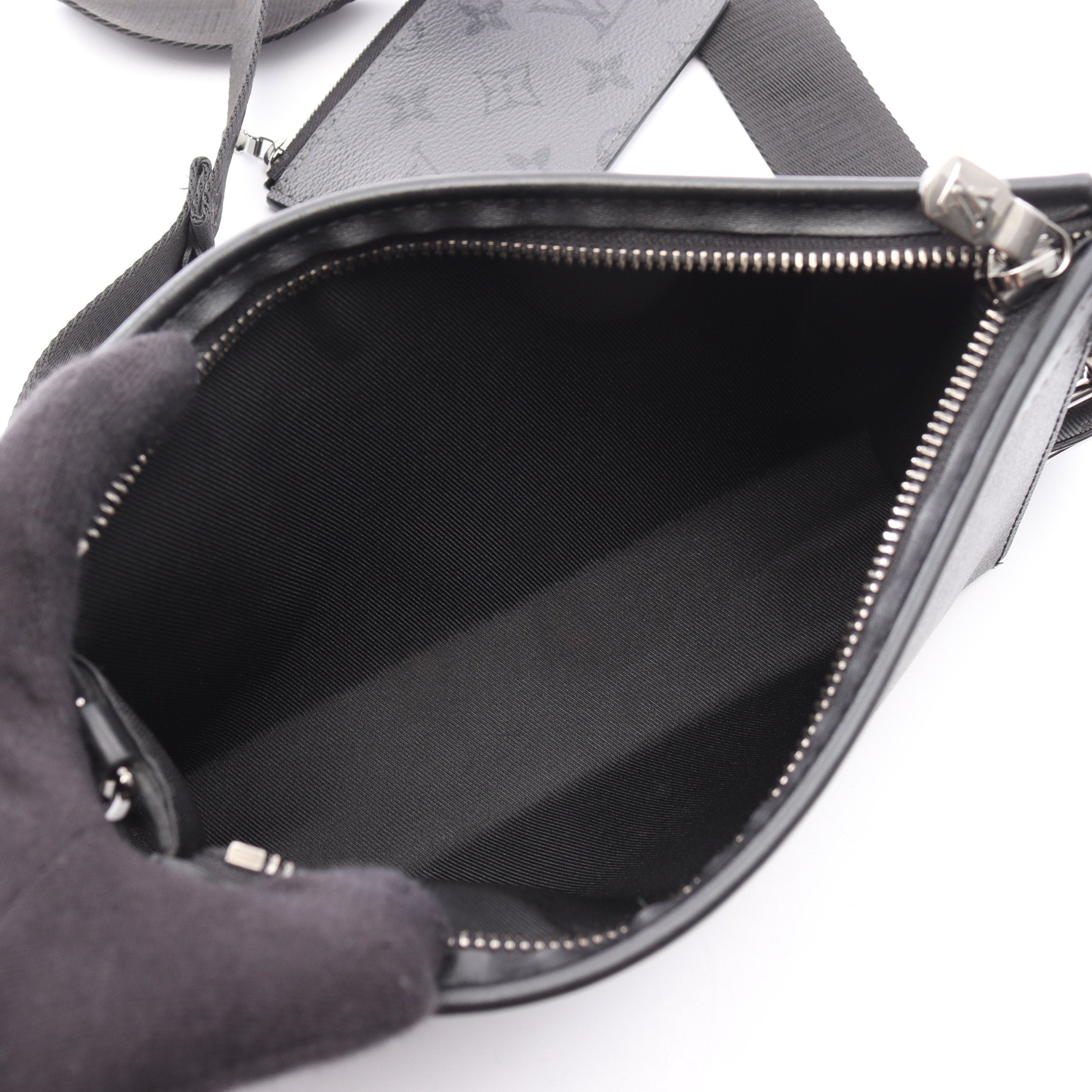 ルイヴィトン　ガストン・ウェアラルブウォレット　ショルダーバッグ ルイヴィトン ガストン・ウェアラブル ウォレット ショルダー (Louis