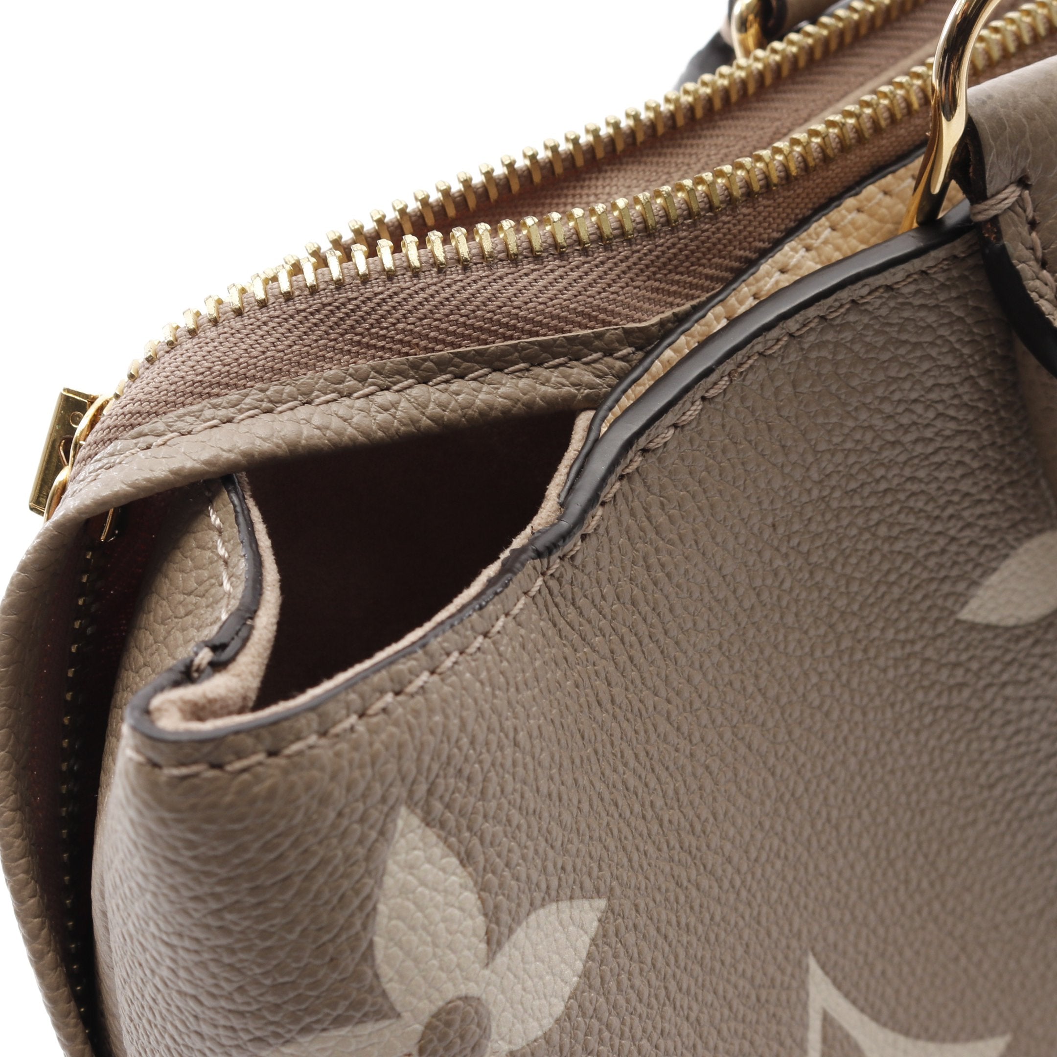 プティ パレPM モノグラムアンプラント トゥルトレール クレーム