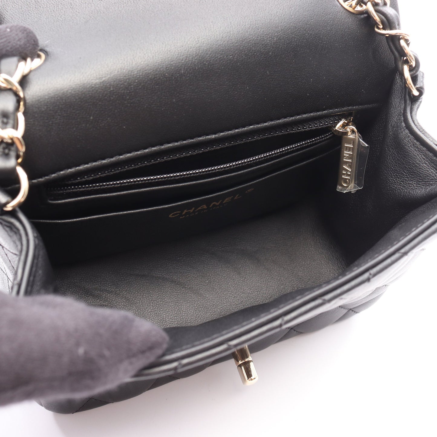 ミニマトラッセ チェーンショルダーバッグ ラムスキン ブラック ゴールド金具 シャネル バッグ CHANEL