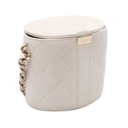 マトラッセ バニティ チェーンショルダーバッグ レザー ホワイト ゴールド金具 シャネル バッグ CHANEL