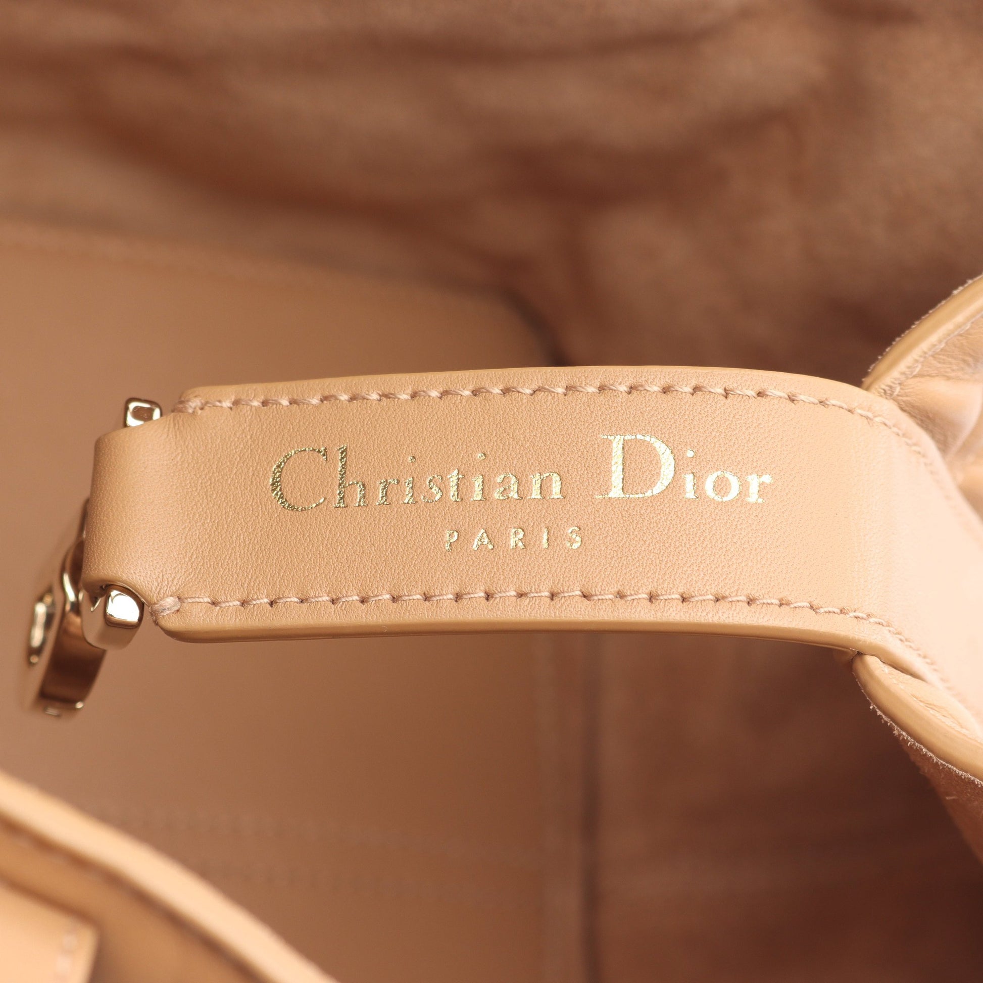 トゥジュール ミディアム ハンドバッグ レザー ベージュ クリスチャンディオール バッグ Christian Dior
