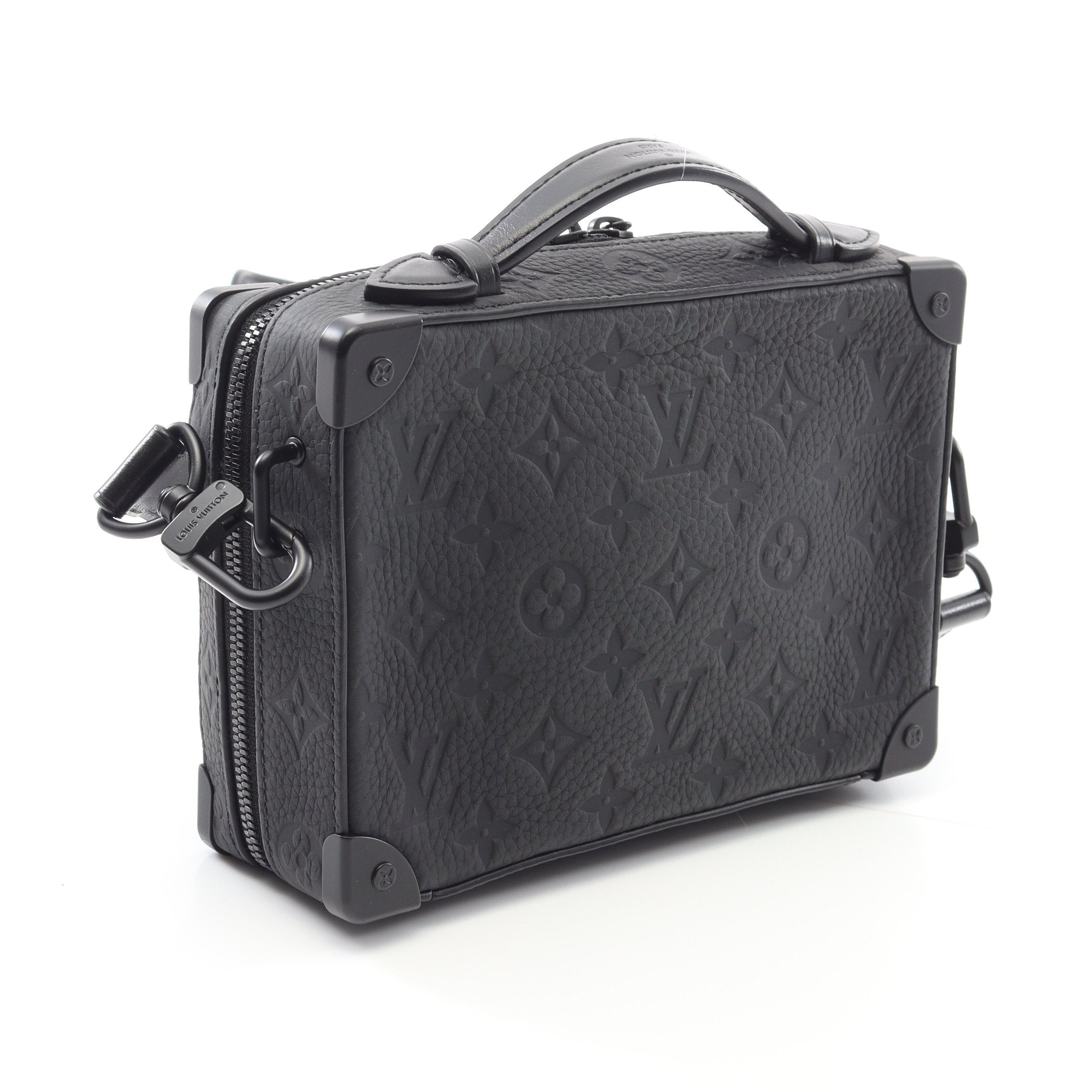 【未使用に近い】ルイヴィトン トリヨン ソフトトランク ショルダーバッグ 黒 LOUIS VUITTON（ルイ・ヴィトン） ソフトトランク ブランドオフ