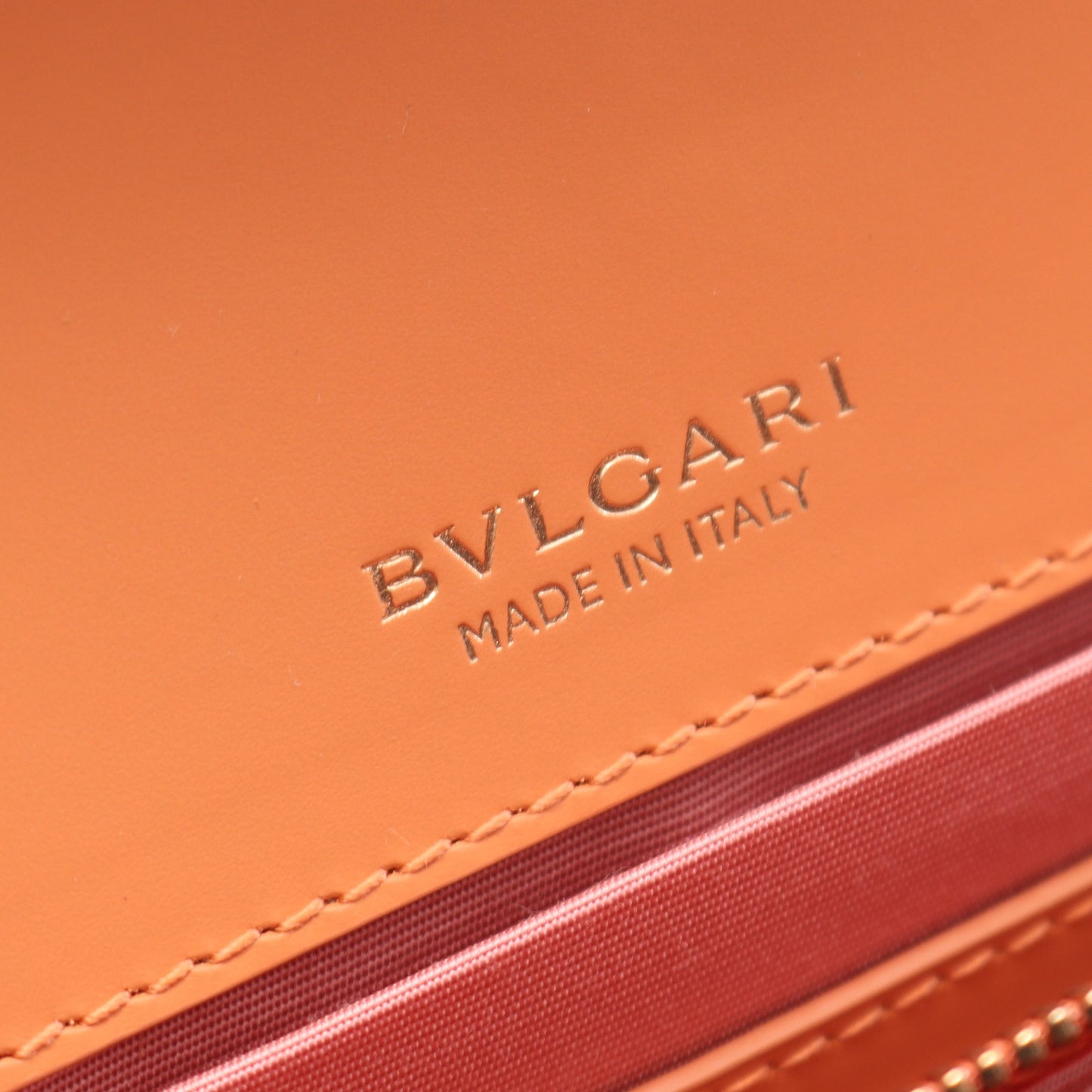 セルペンティ フォーエバー チェーンショルダーバッグ レザー コーラルオレンジ ブルガリ バッグ BVLGARI