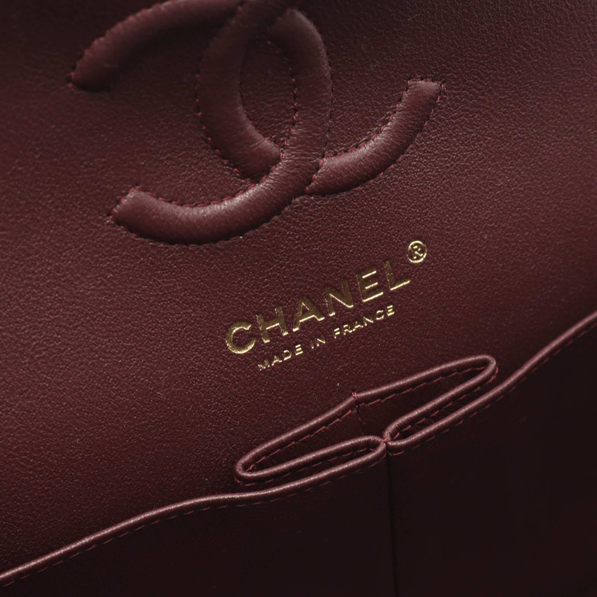 マトラッセ Wフラップ Wチェーンショルダーバッグ キャビアスキン ブラック ゴールド金具 シャネル バッグ CHANEL