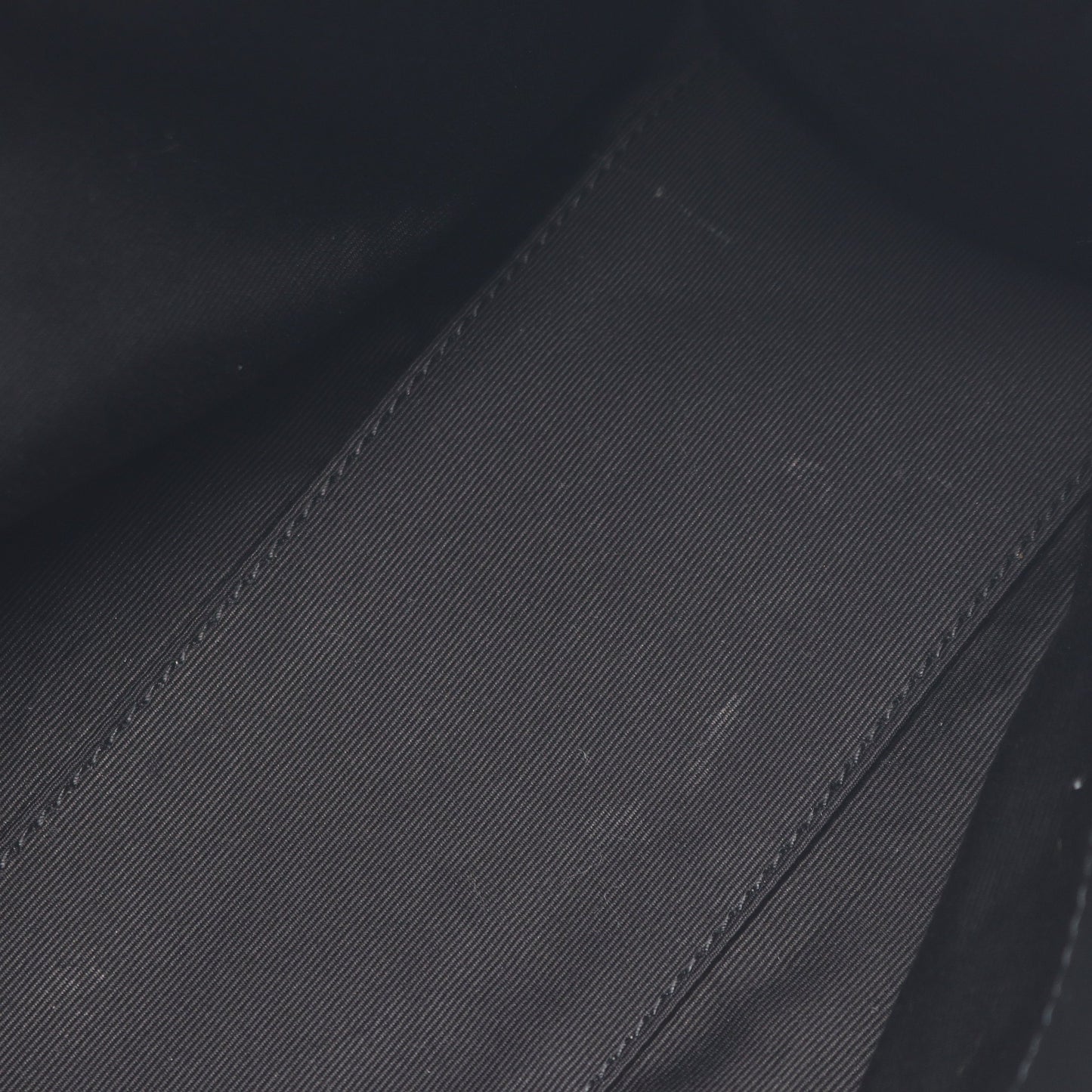 ニキ ショッピングバッグ チェーンショルダーバッグ チェーントートバッグ レザー ブラック サンローランパリ バッグ SAINT LAURENT PARIS