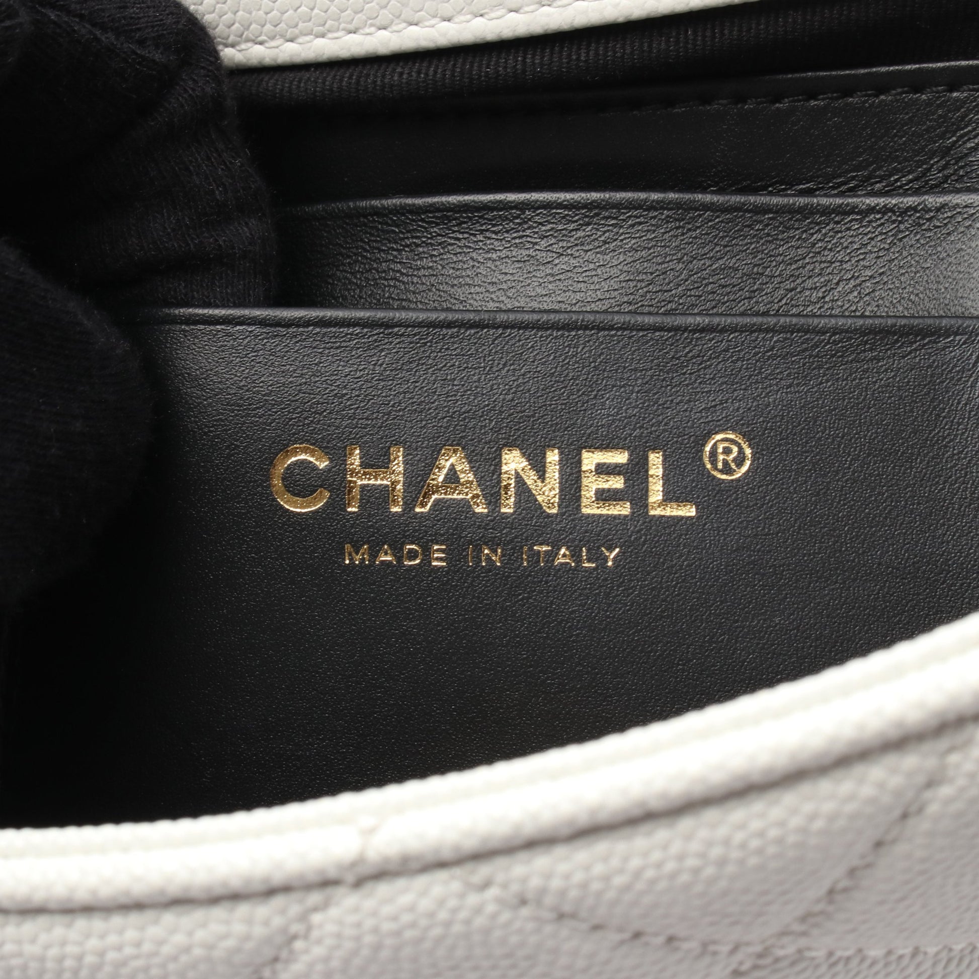 マトラッセ トップハンドル チェーンショルダーバッグ キャビアスキン ホワイト ゴールド金具 シャネル バッグ CHANEL