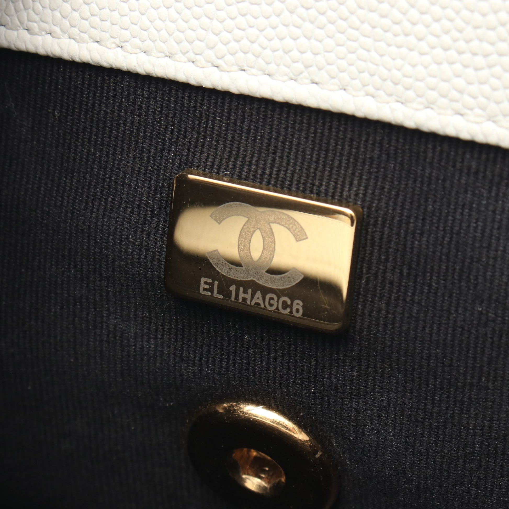 マトラッセ トップハンドル チェーンショルダーバッグ キャビアスキン ホワイト ゴールド金具 シャネル バッグ CHANEL