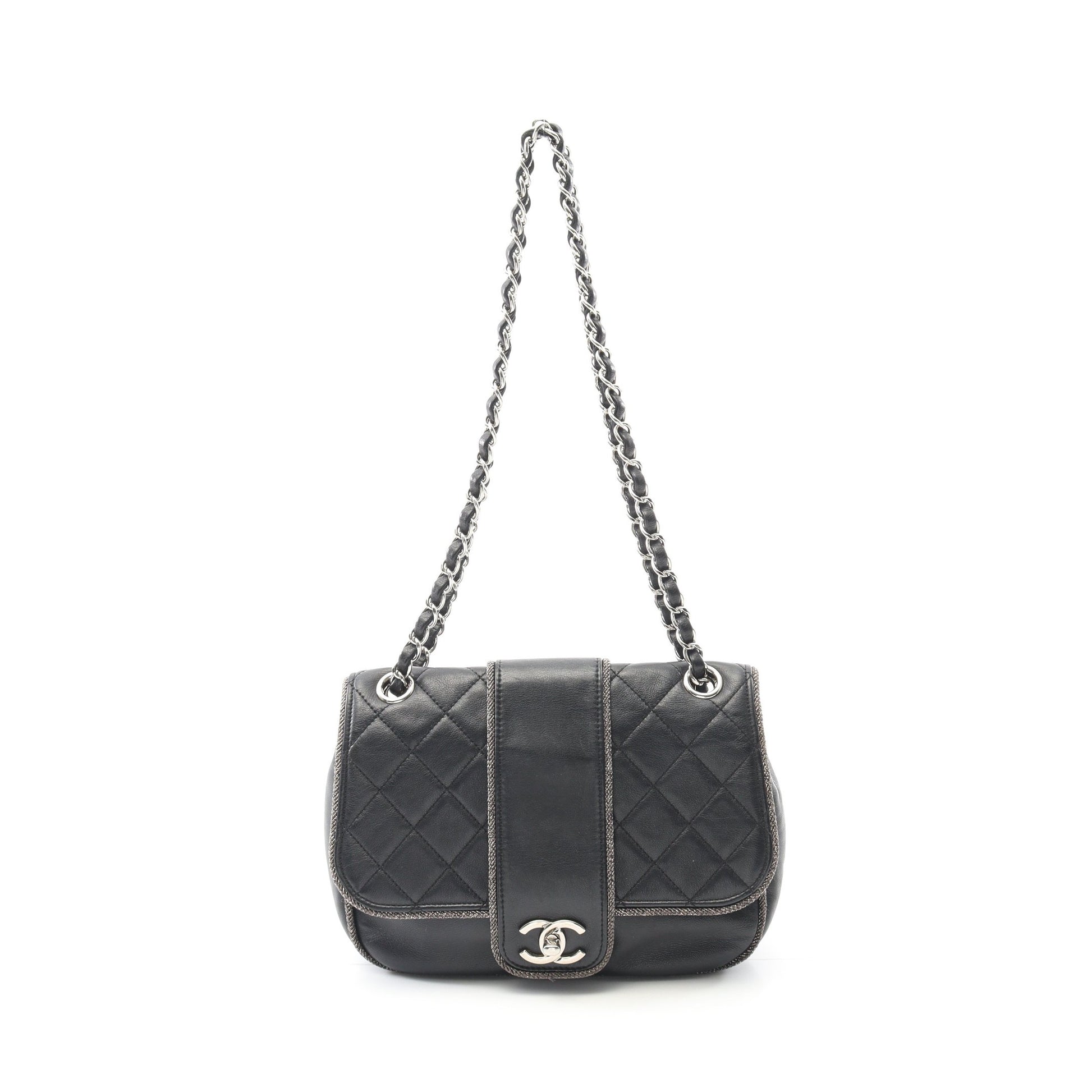 マトラッセ Wチェーンショルダーバッグ ラムスキン ブラック シルバー金具 シャネル バッグ CHANEL