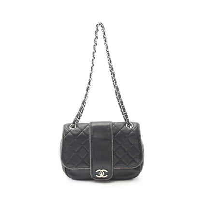 マトラッセ Wチェーンショルダーバッグ ラムスキン ブラック シルバー金具 シャネル バッグ CHANEL