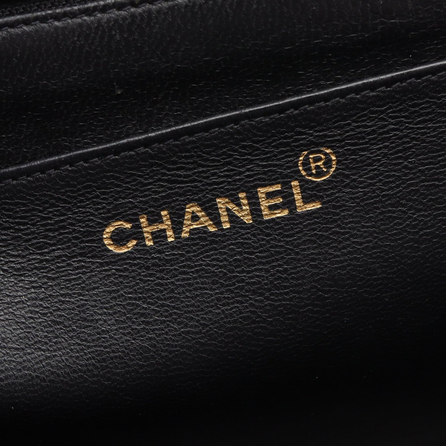 マトラッセ ハンドバッグ キャビアスキン ブラック ゴールド金具 シャネル バッグ CHANEL