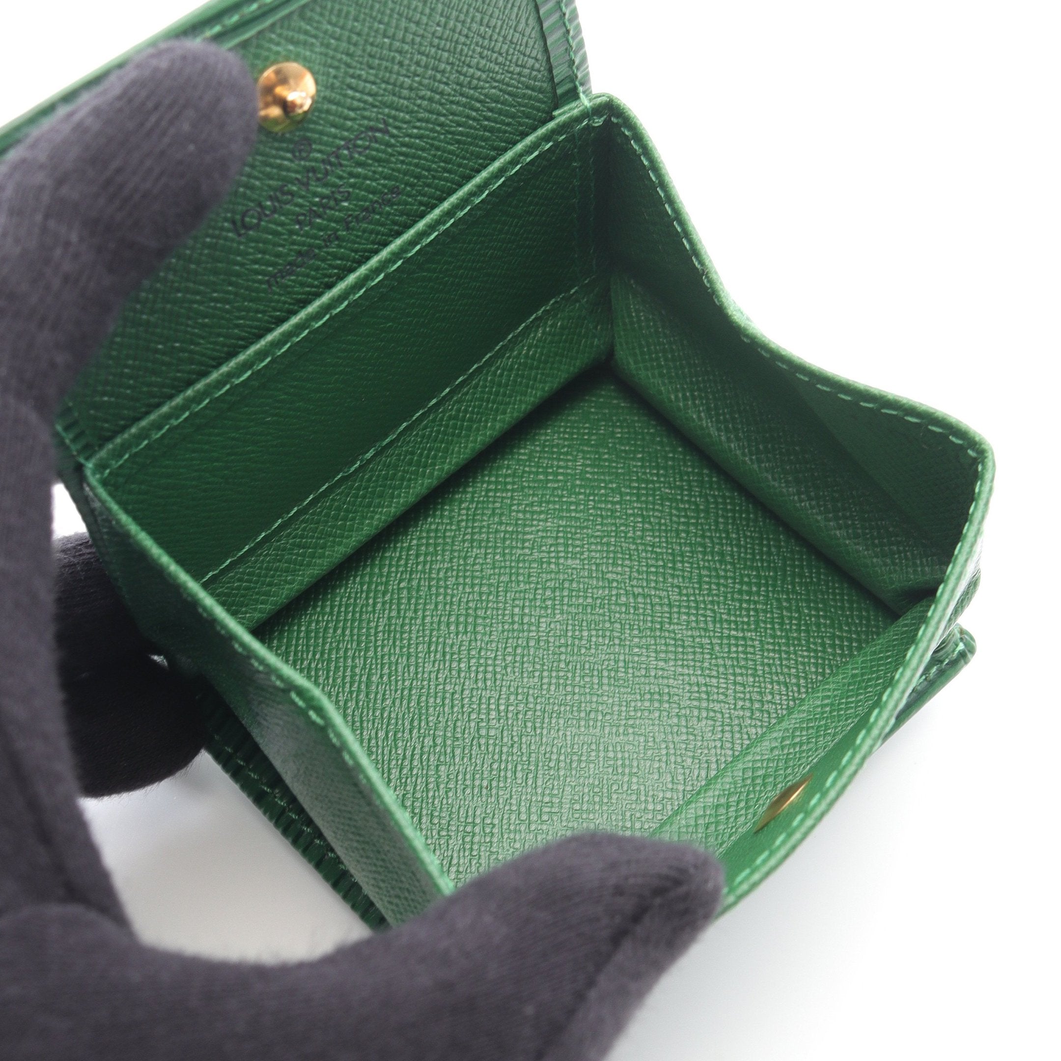 ルイヴィトン コインケース ポルトモネ ボワット エピ ロゴ型押し ブラック