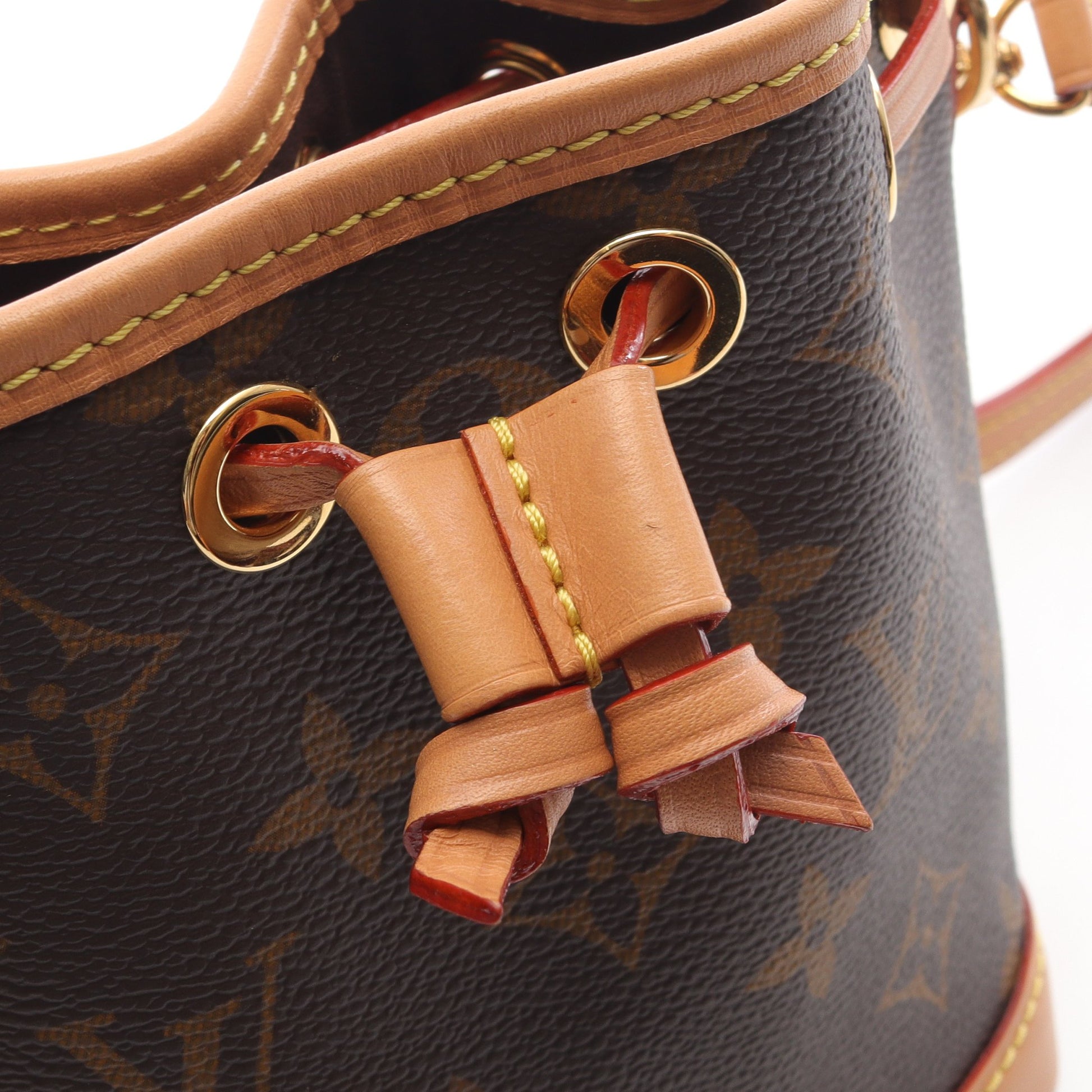 ルイ・ヴィトン ナノ ノエ ハンドバッグ（小さいけど収納力もある巾着  