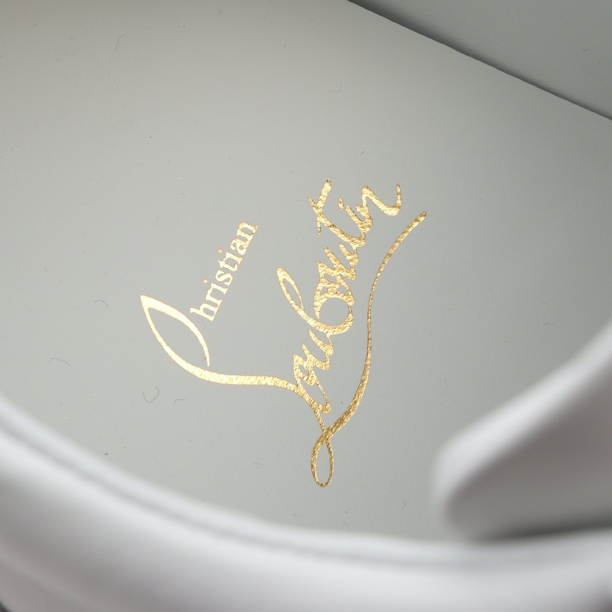 Louis Junior Spikes スニーカー レザー ホワイト ゴールド スパイクスタッズ クリスチャンルブタン シューズ Christian Louboutin