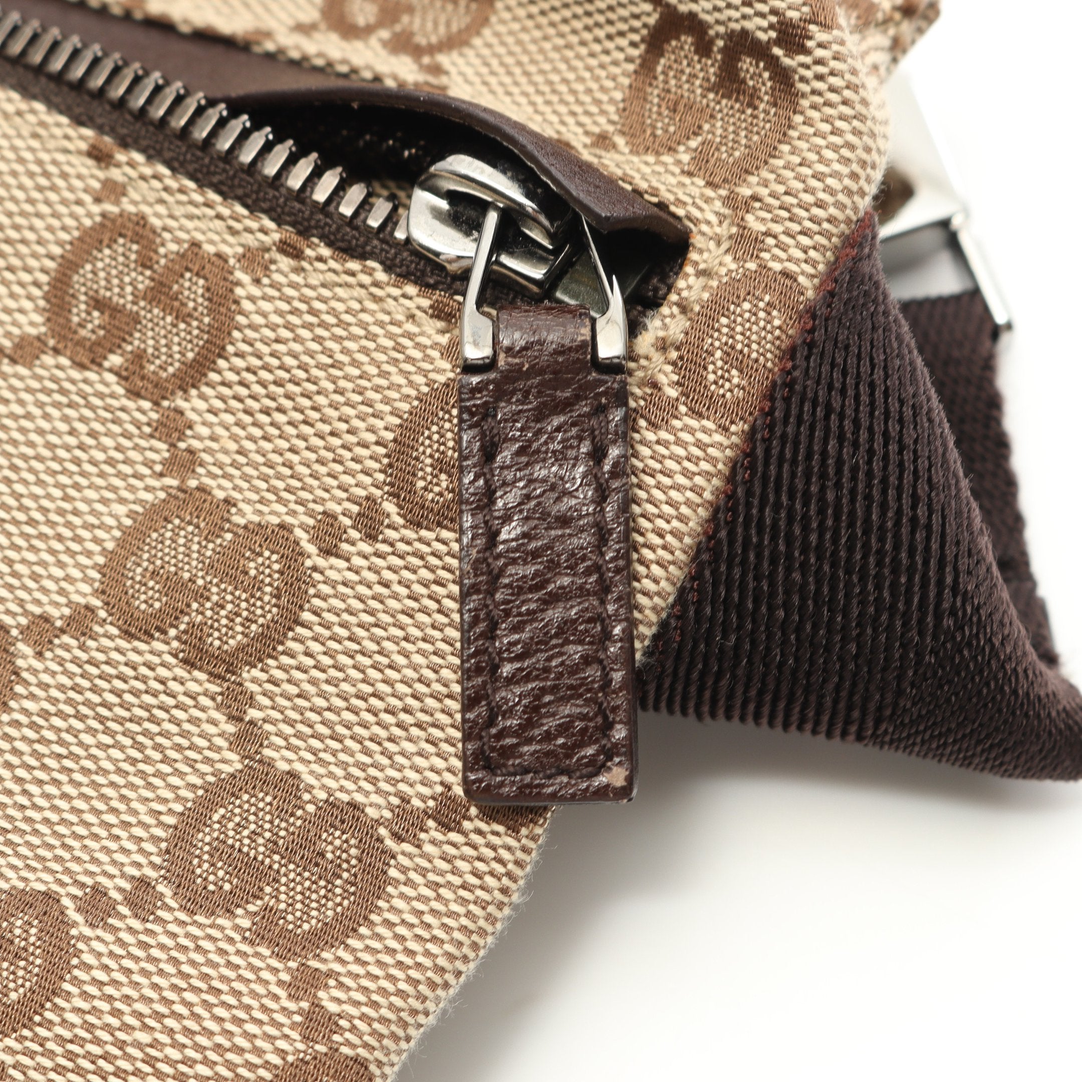 GUCCI グッチ GGキャンバス ボディバッグ ブラウン レザー